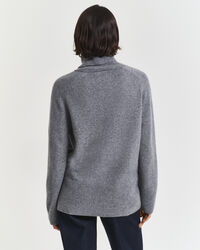 Maglia a collo alto in morbido lana misto cashmere