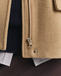 Giacca corta con zip in lana