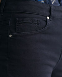 Jeans alla caviglia ampi colorati