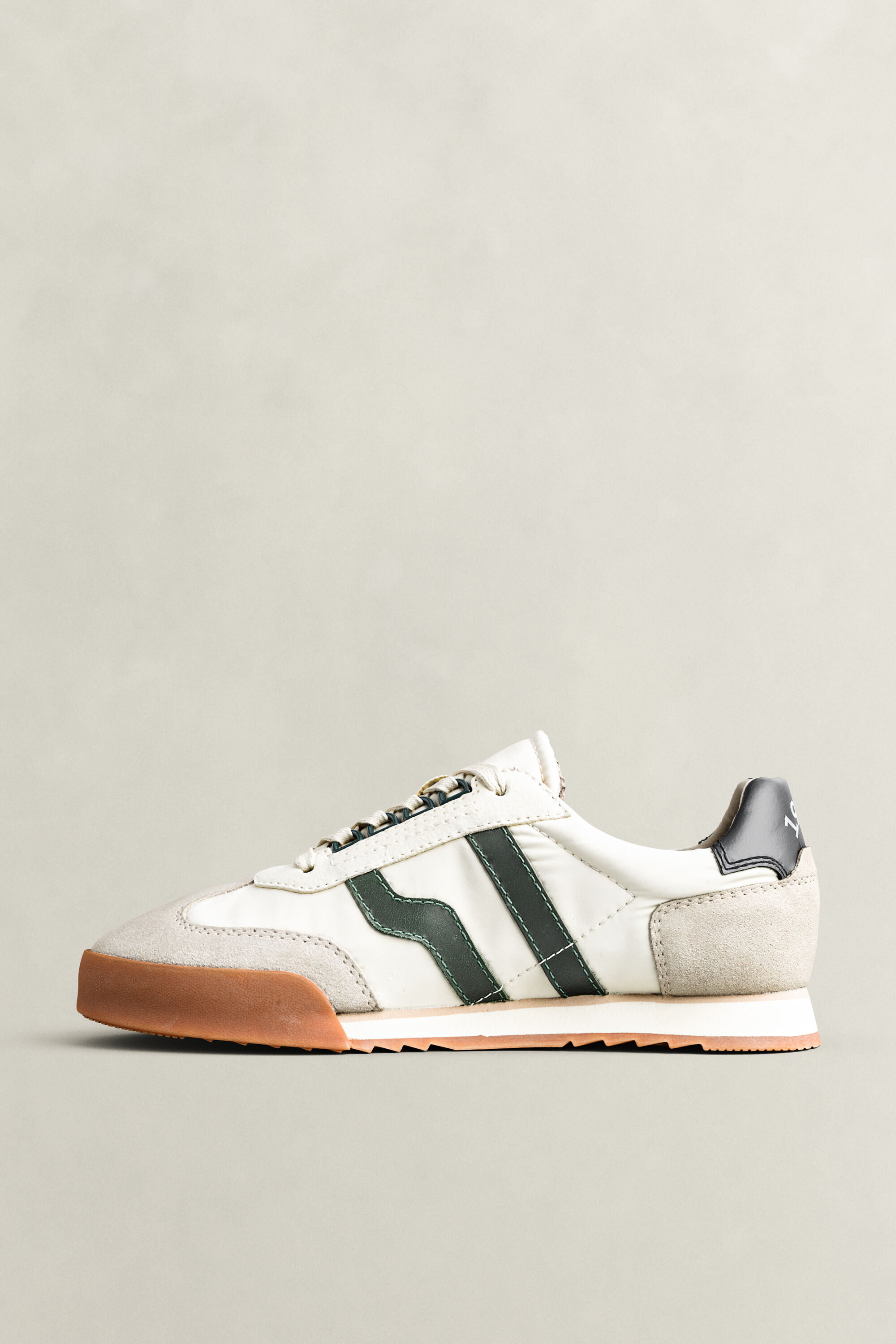 Sneakers Baylle in camoscio