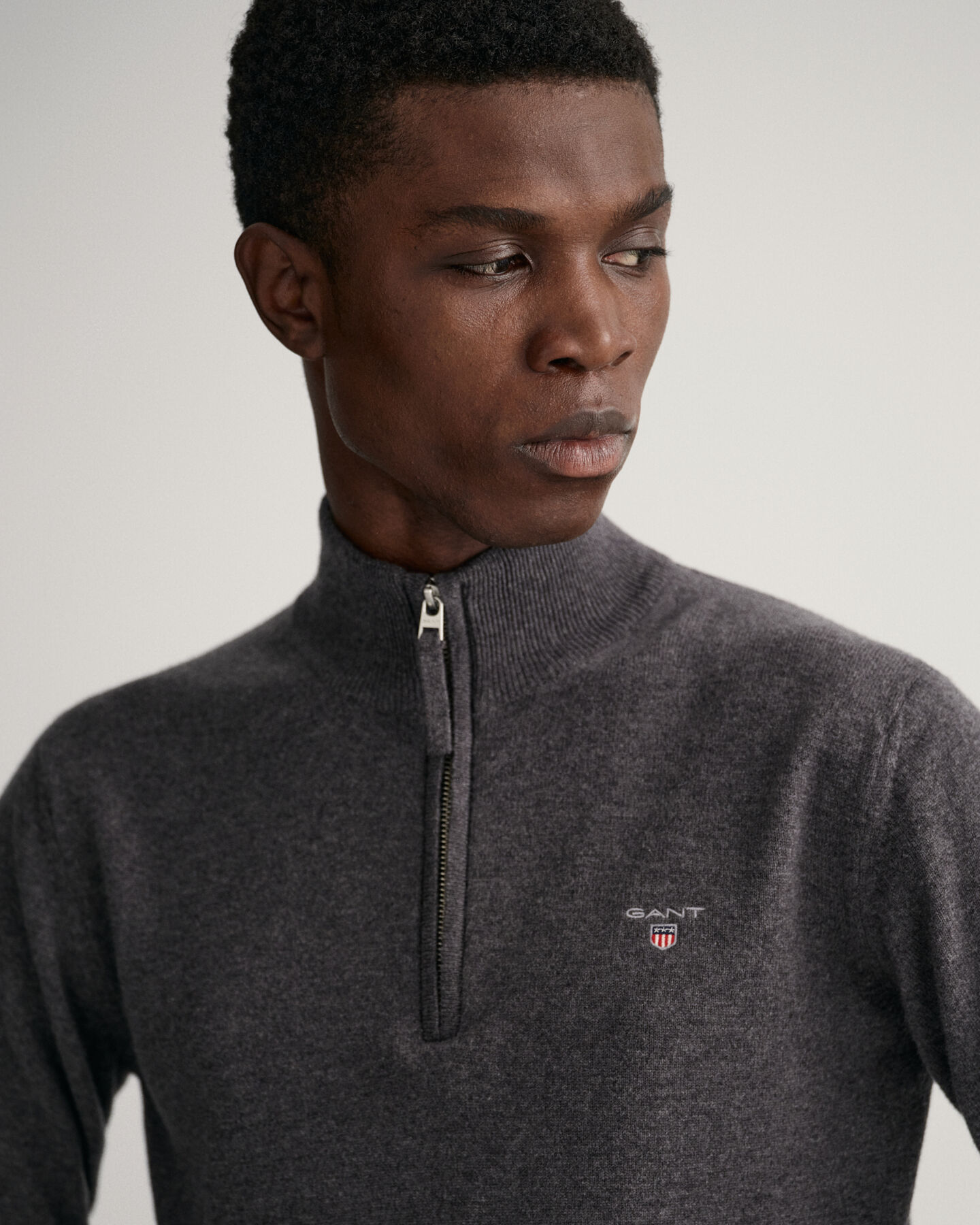 Maglia in lana d'agnello extrafine con zip corta