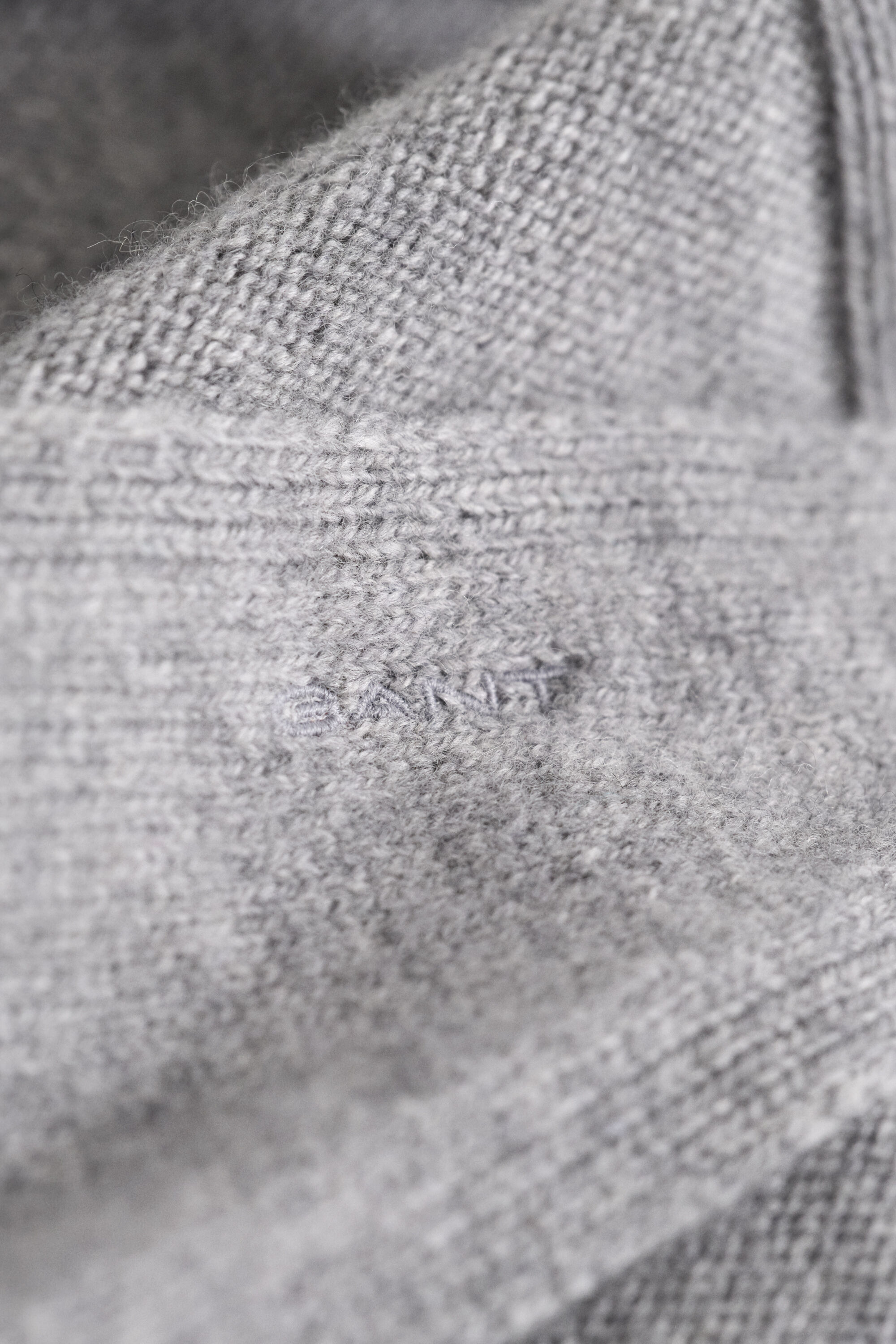 Sciarpa triangolare in lana e cashmere