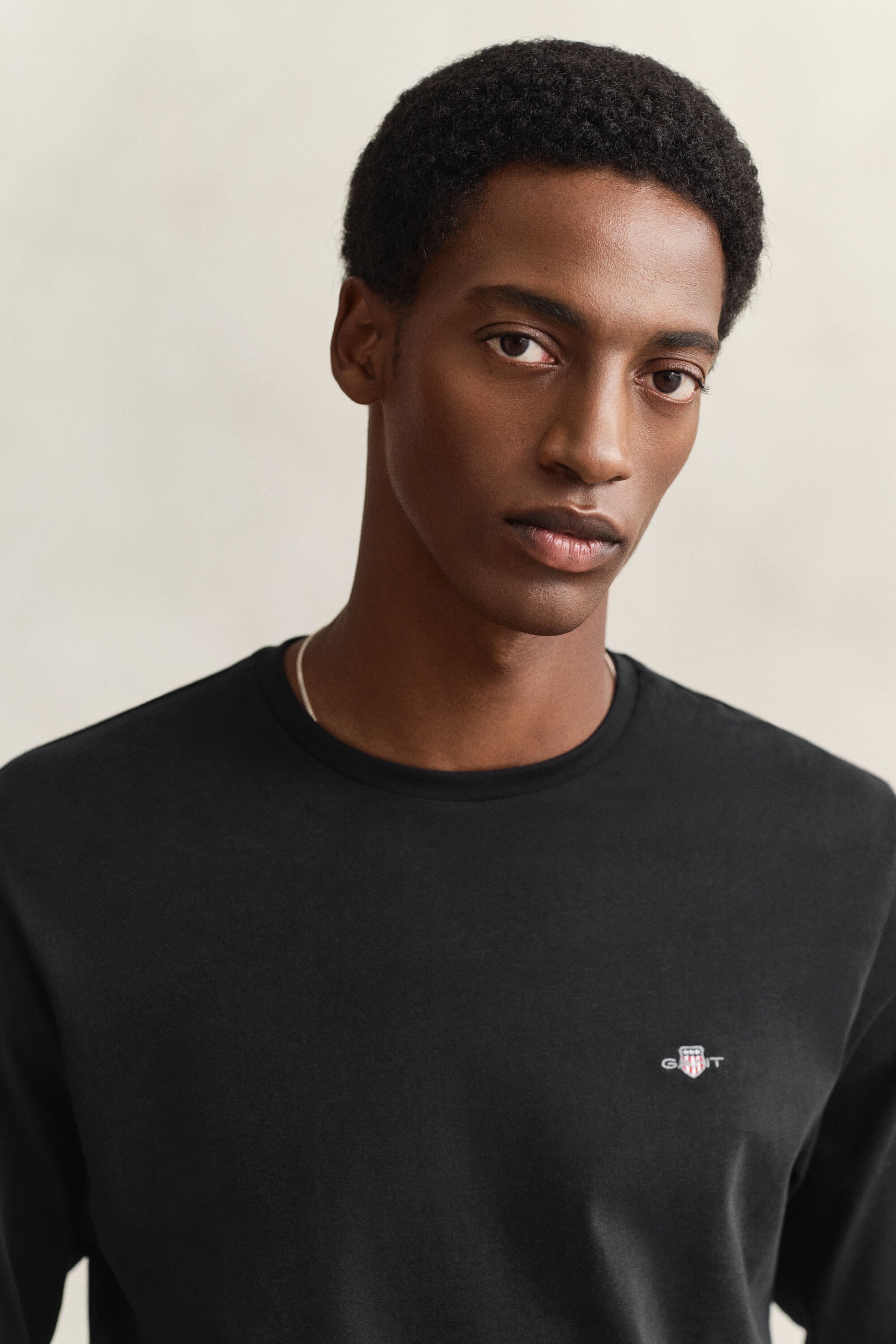 T-Shirt Shield a maniche lunghe