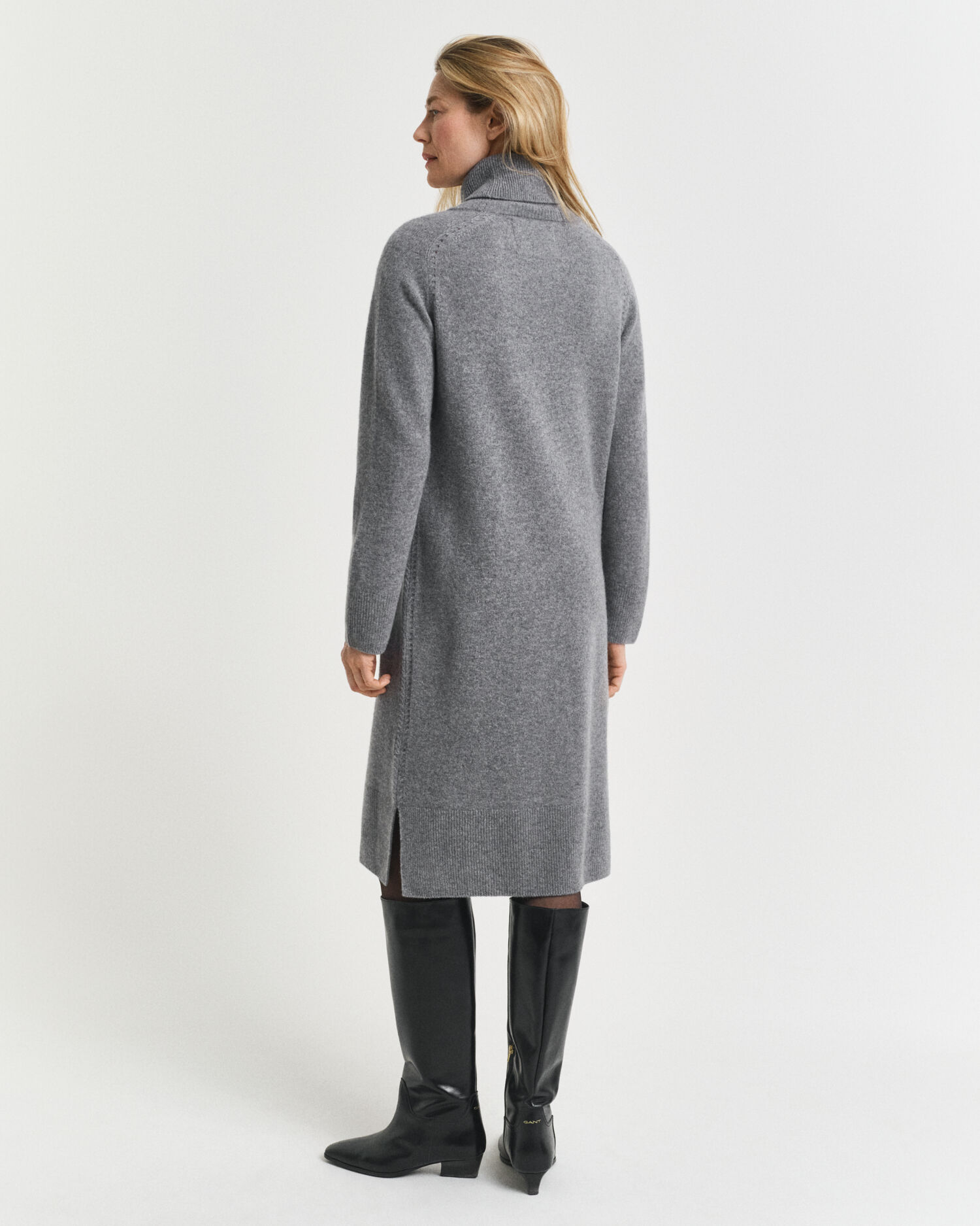 Abito a collo alto con dettagli in maglia