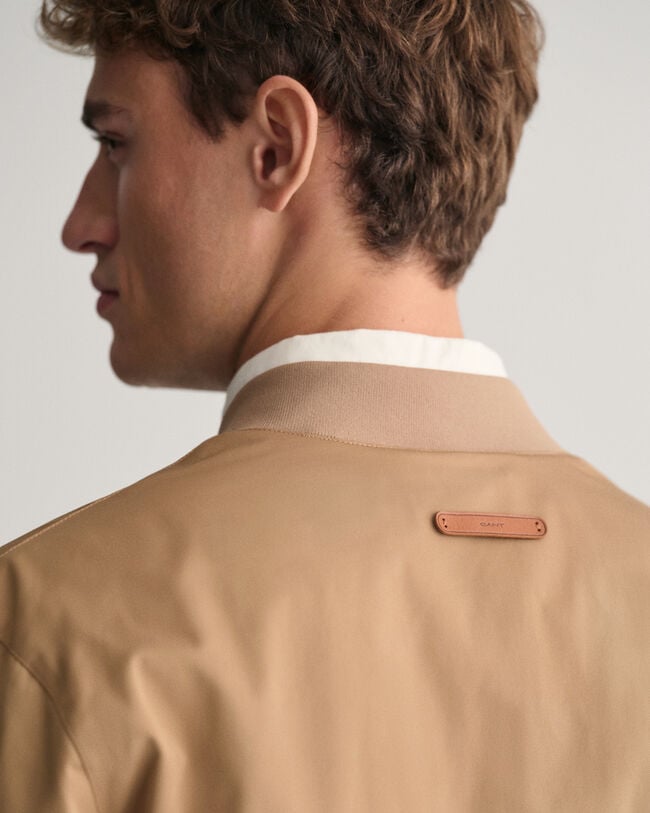 Giacca bomber leggera