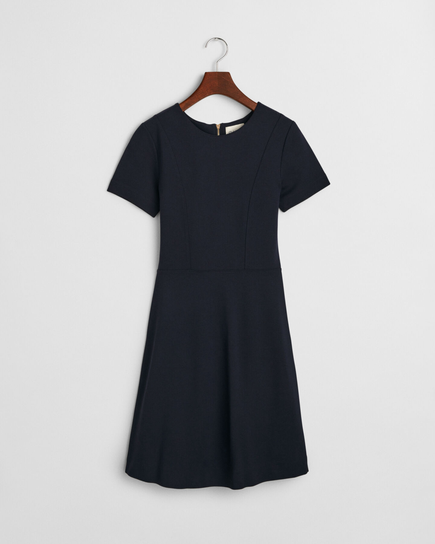 Abito in jersey con linea svasata