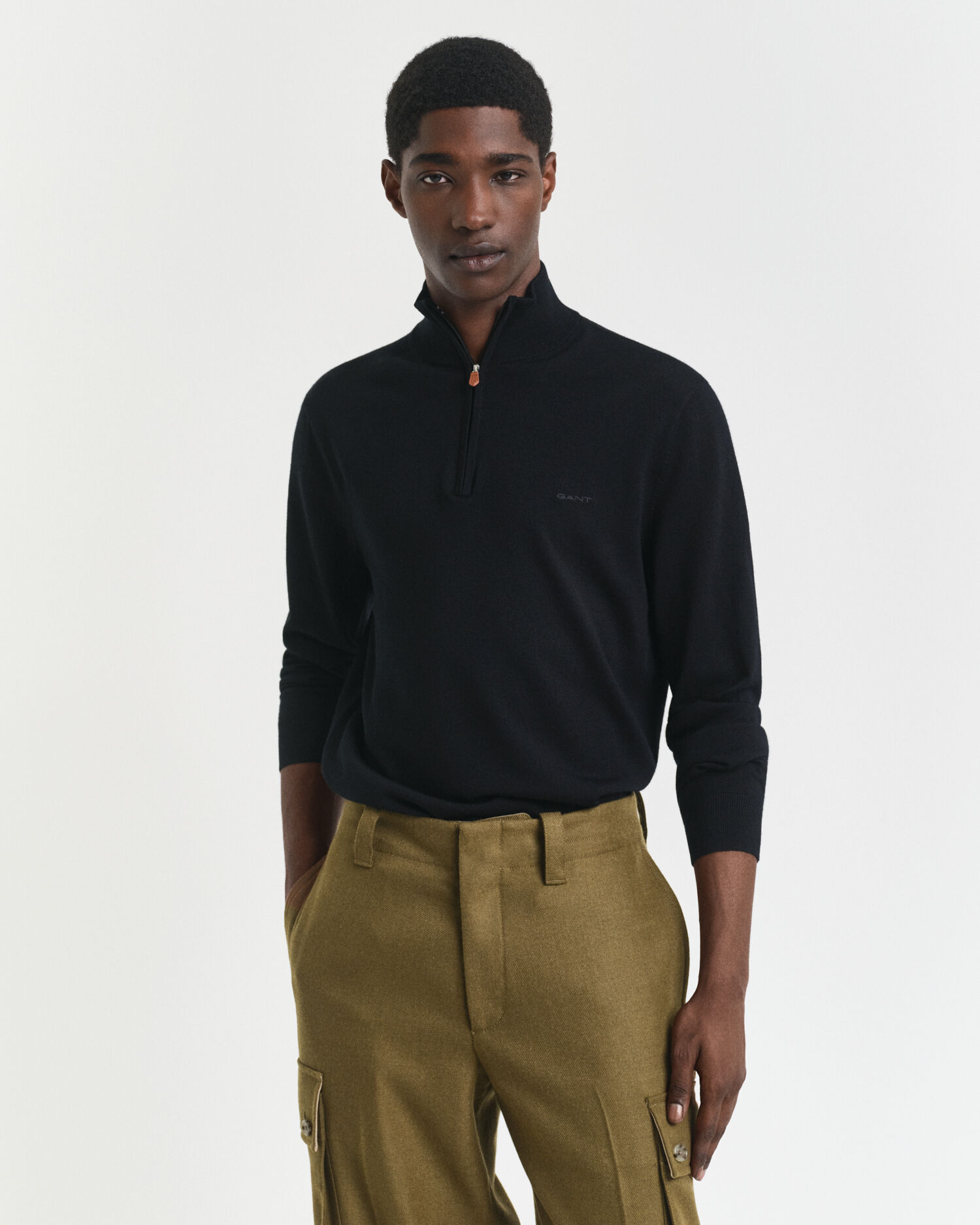 Maglia con zip corta in finissima lana merino