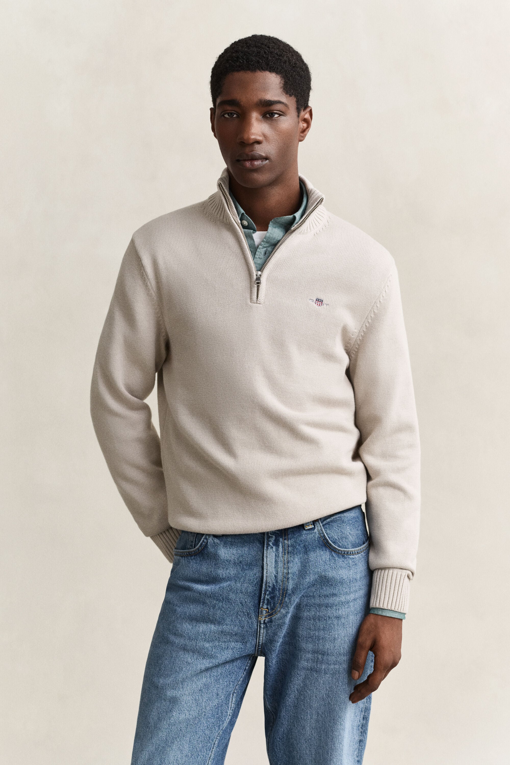 Maglia in cotone casual con zip corta