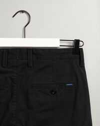 Pantaloni chino Hallden in twill slim fit