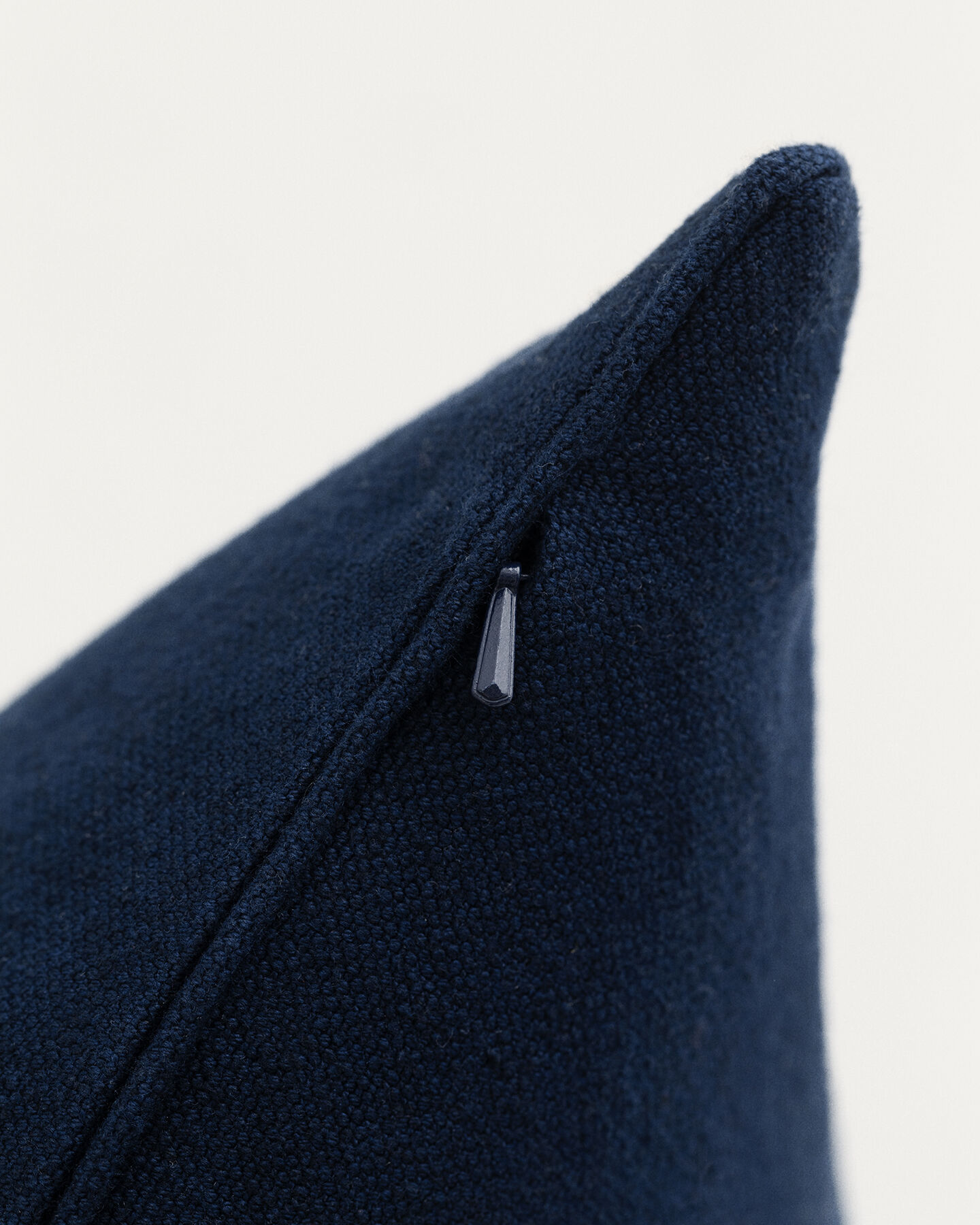 Copricuscino Archive Shield