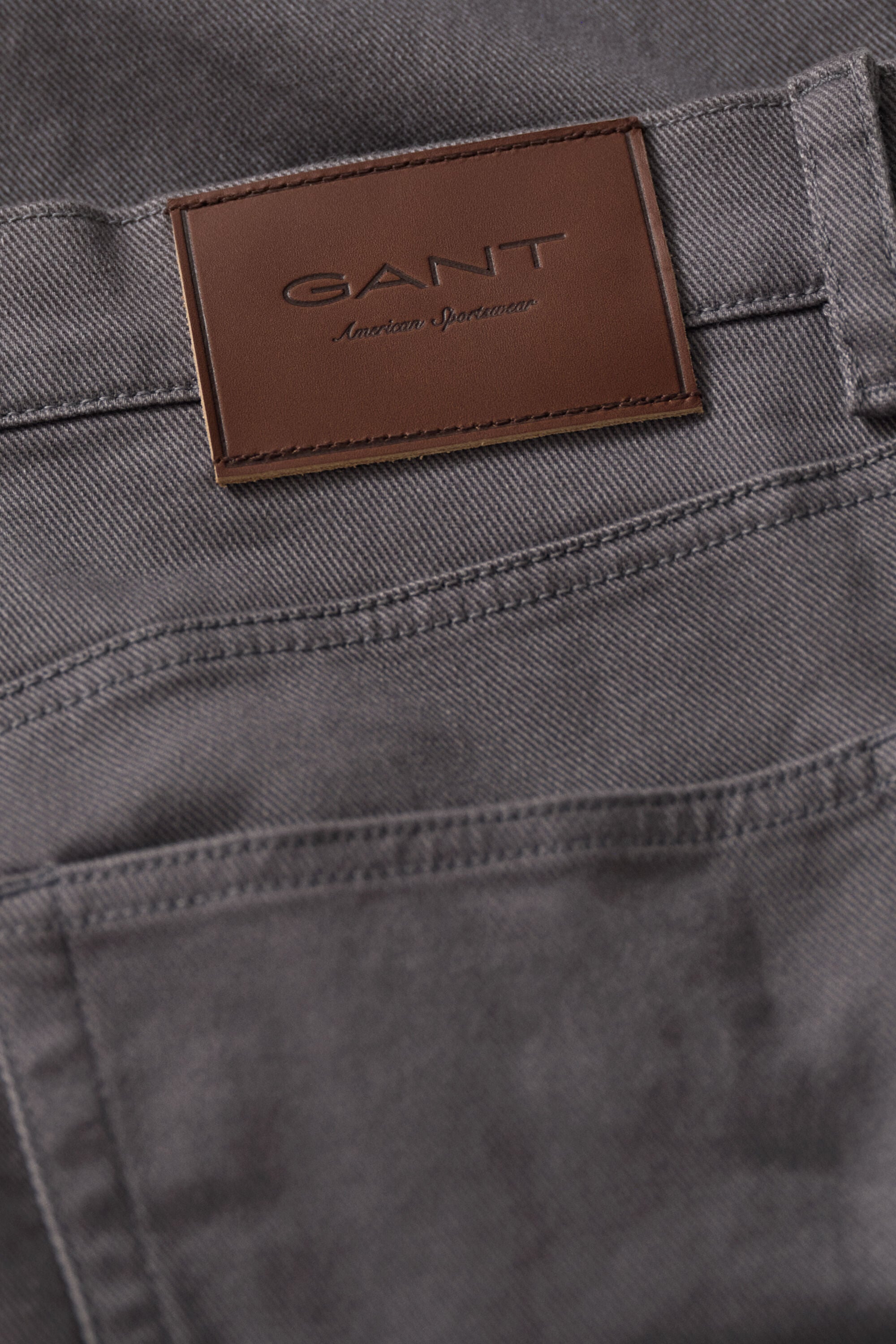 Jeans in twill slim fit