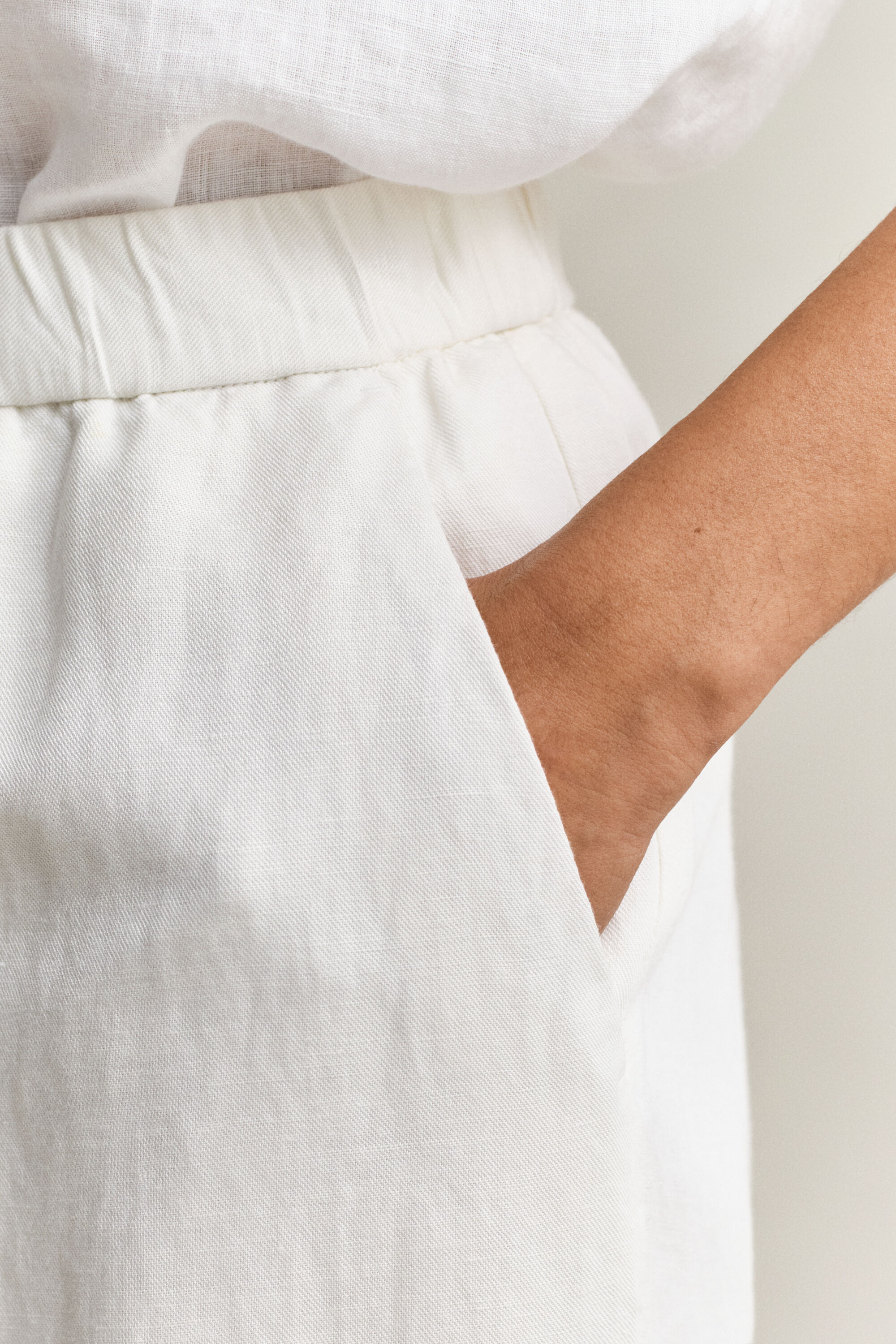 Pantaloni in misto lino