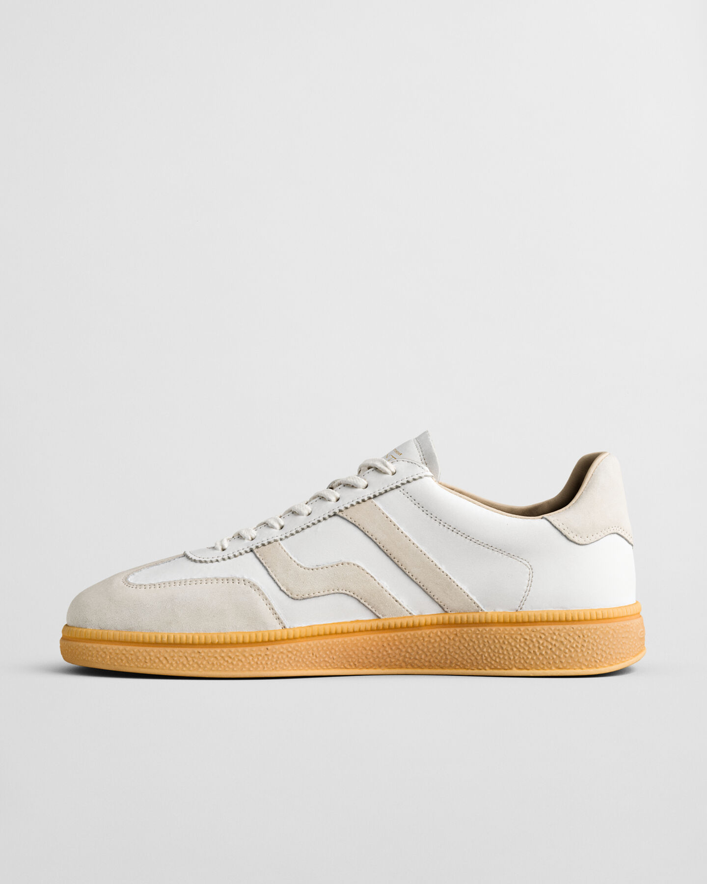 Sneakers Cuzmo in camoscio