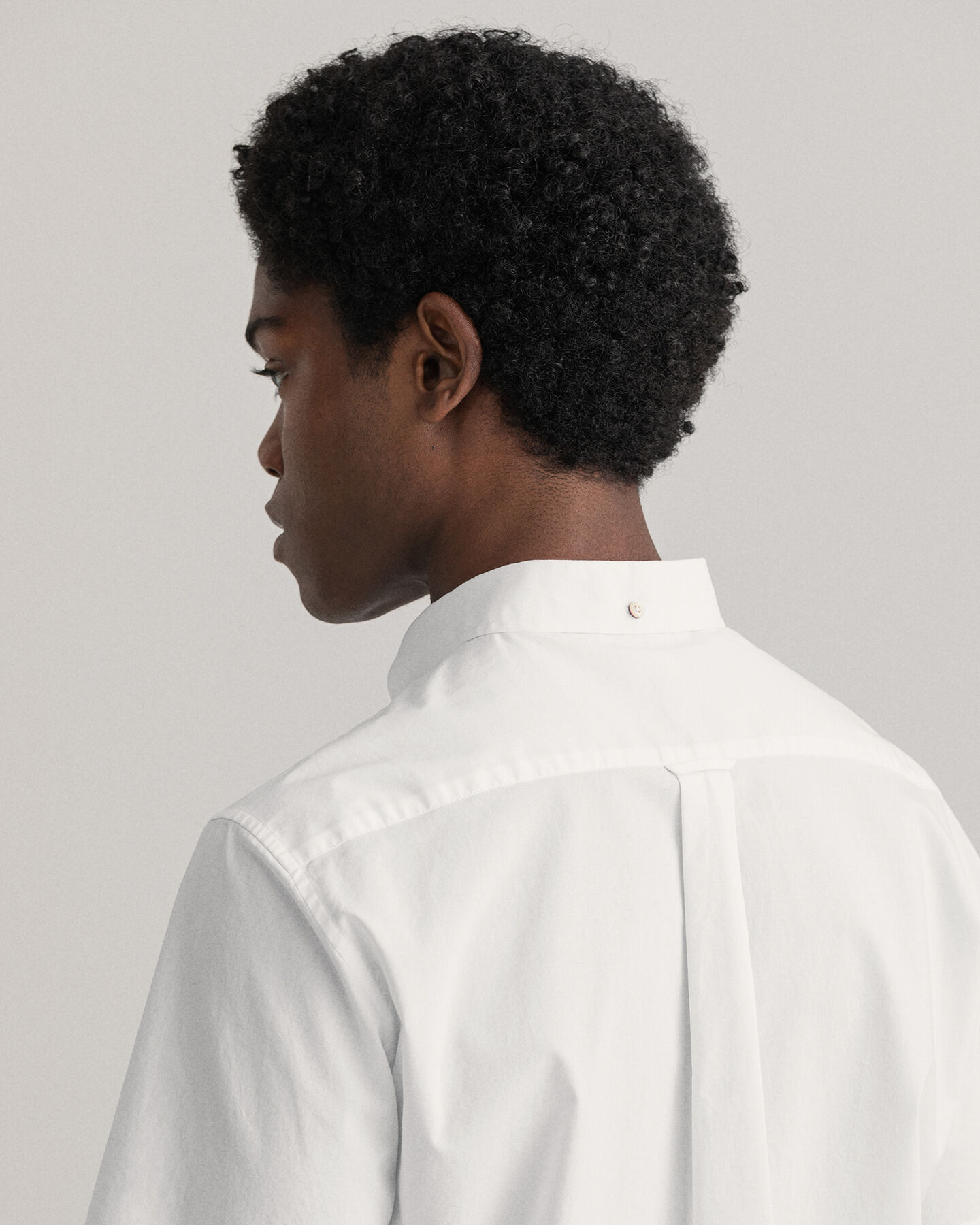 Camicia in broadcloth a maniche corte regular fit