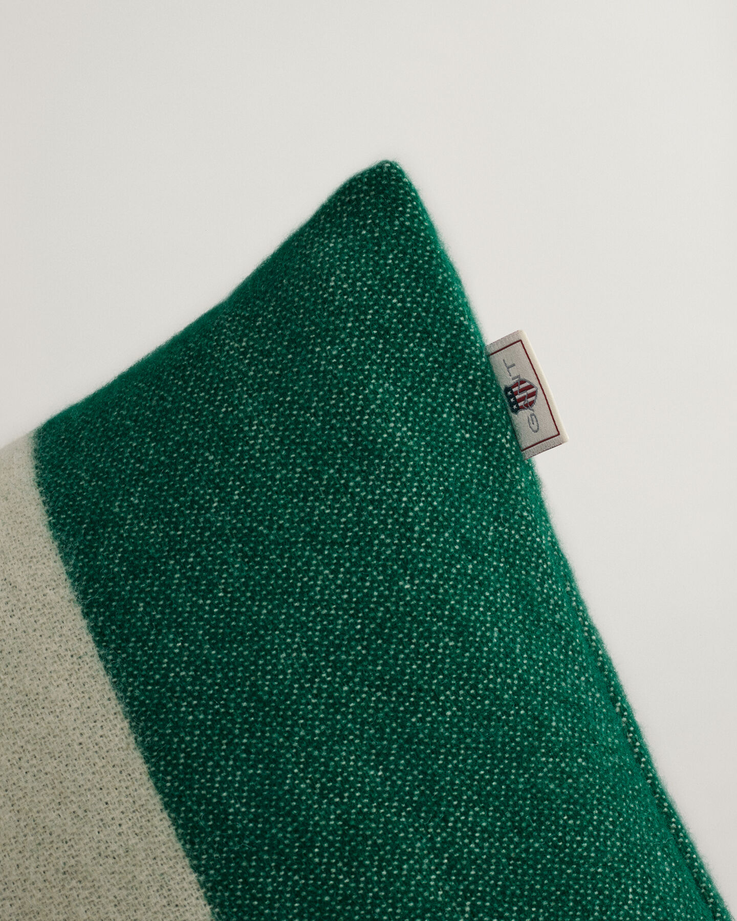 Cuscino di lana a righe