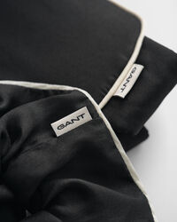 Set regalo con mascherina da notte in seta e fermacoda