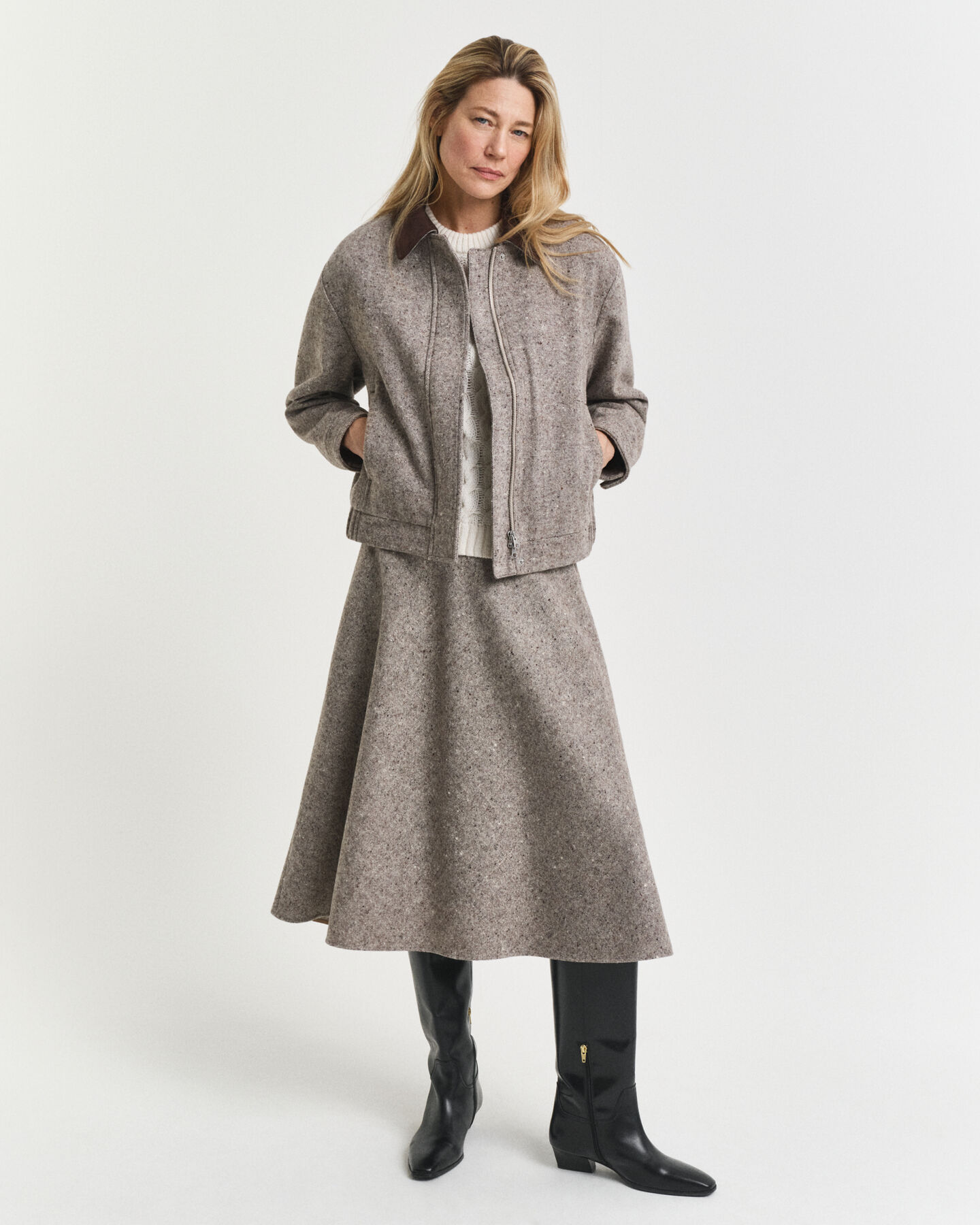 Gonna midi svasata in morbida lana