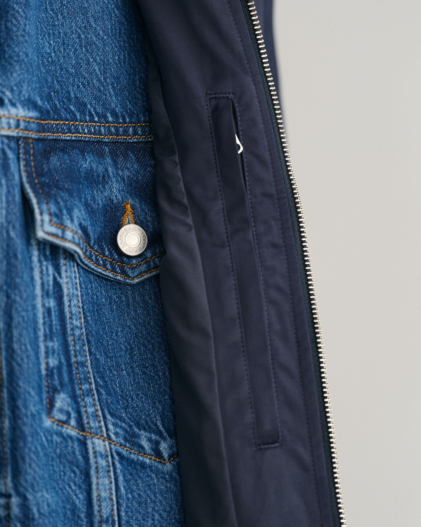 Giacca bomber leggera