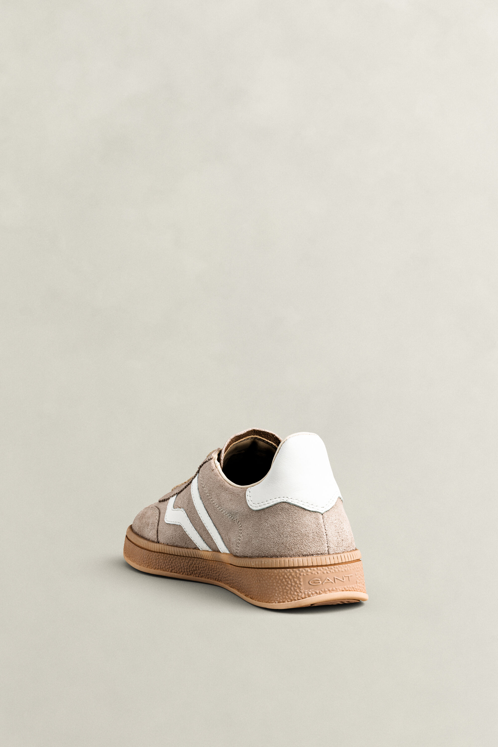 Sneakers Cuzima in camoscio