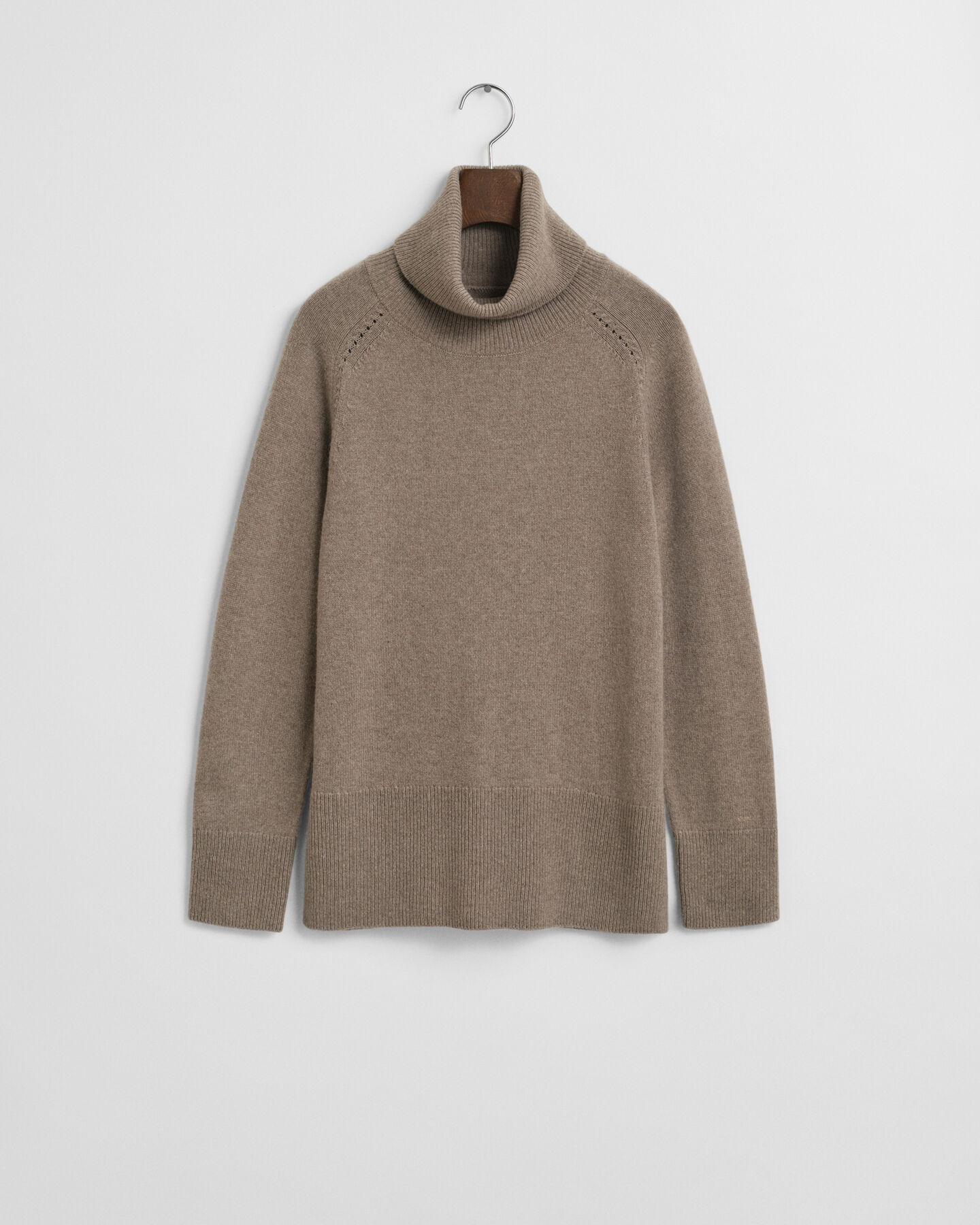 Maglia a collo alto in morbido lana misto cashmere
