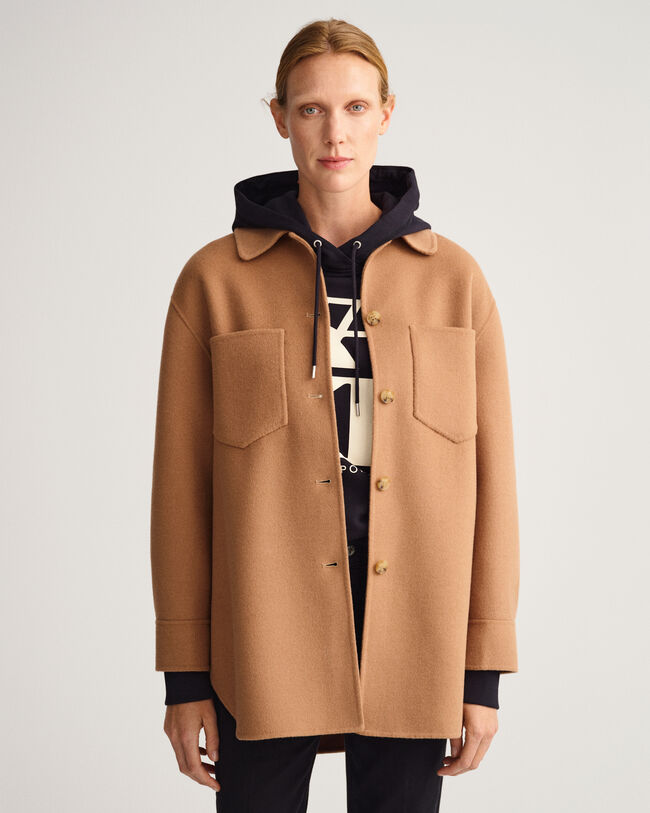 Giacca-camicia cucita a mano