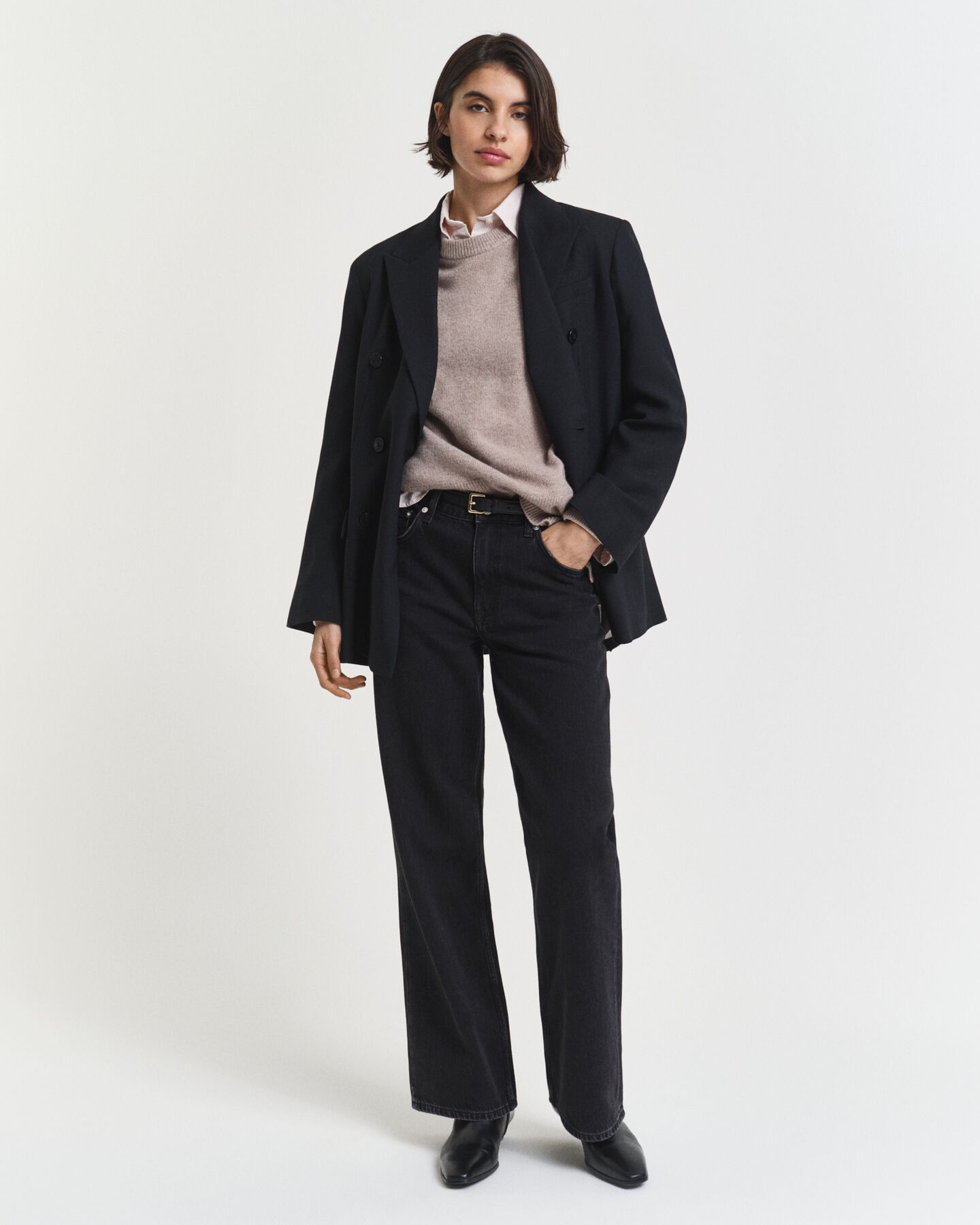 Maglia girocollo in morbida lana misto cashmere