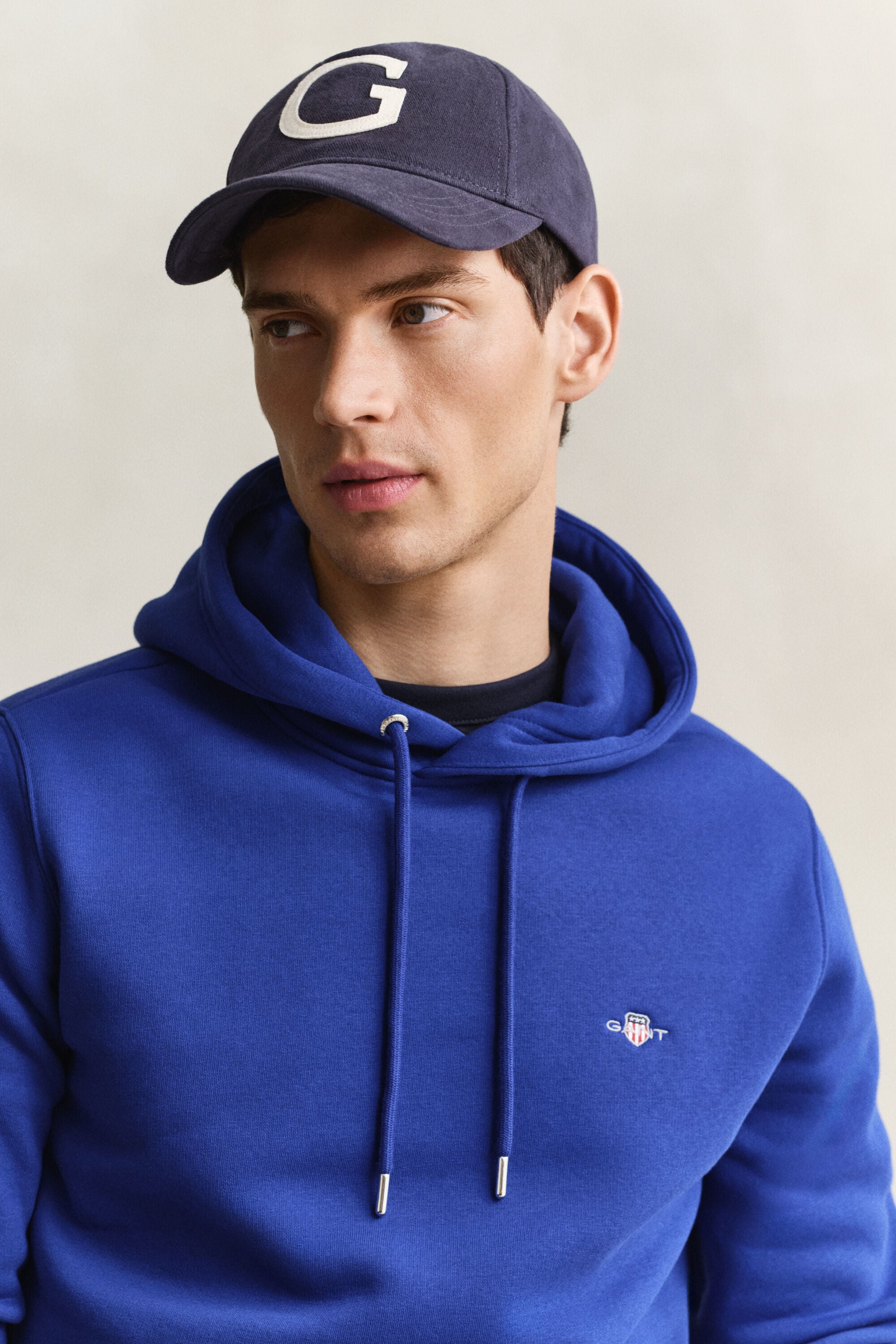 Felpa Shield con cappuccio