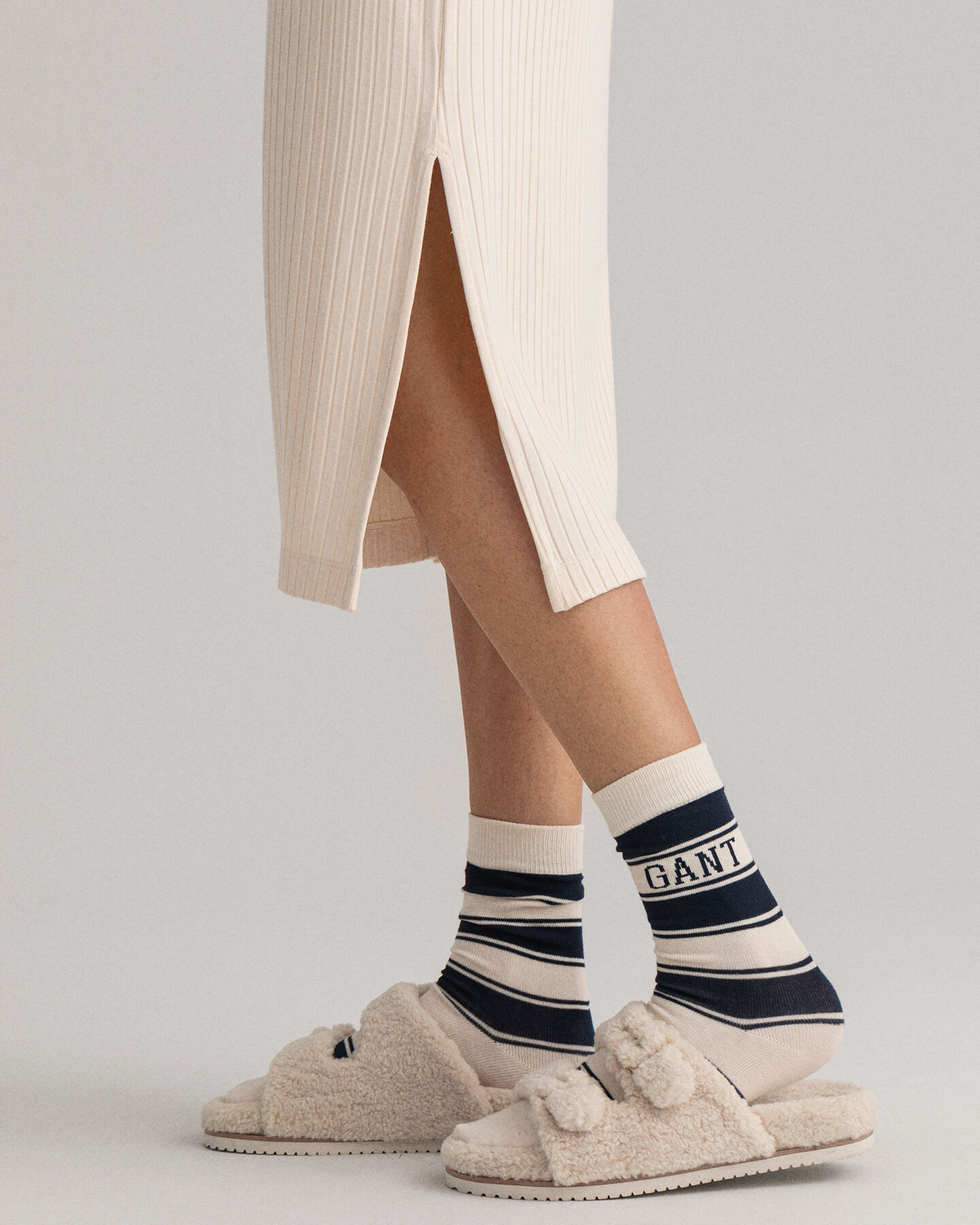 Abito in jersey con spacchetti