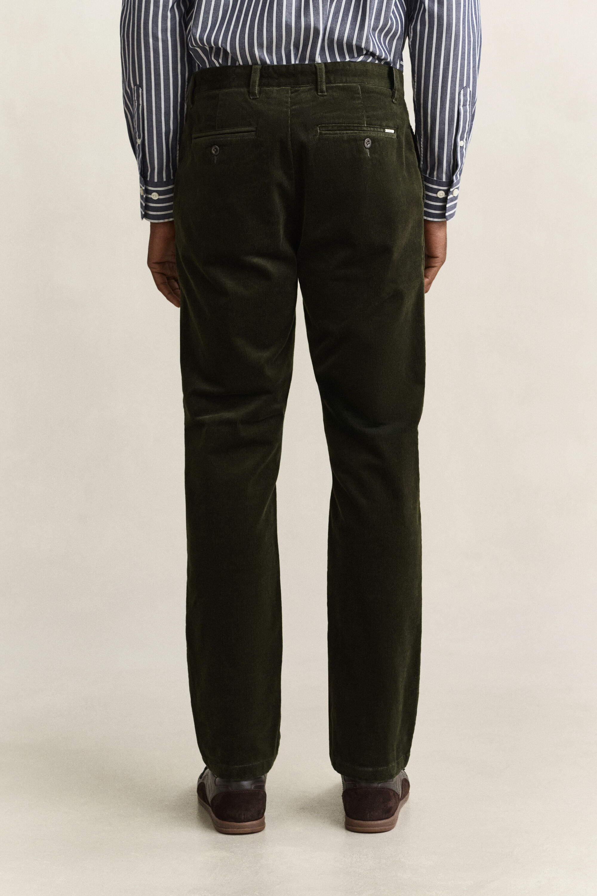 Pantaloni chino in velluto a coste regular