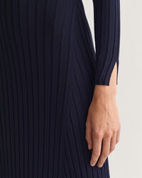 Abito girocollo a coste