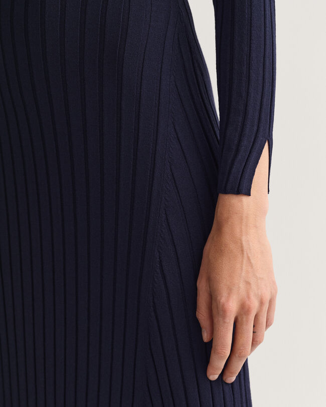 Abito girocollo a coste