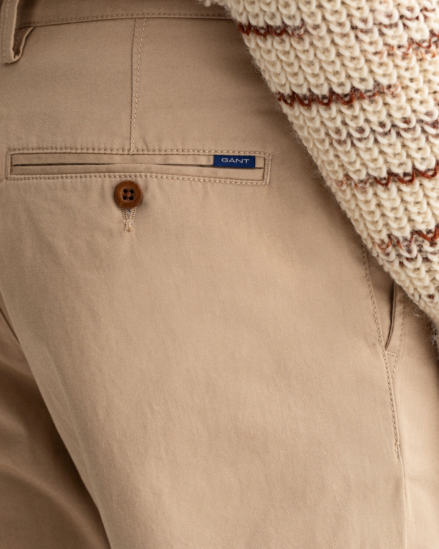 Pantaloni chino in twill regular fit