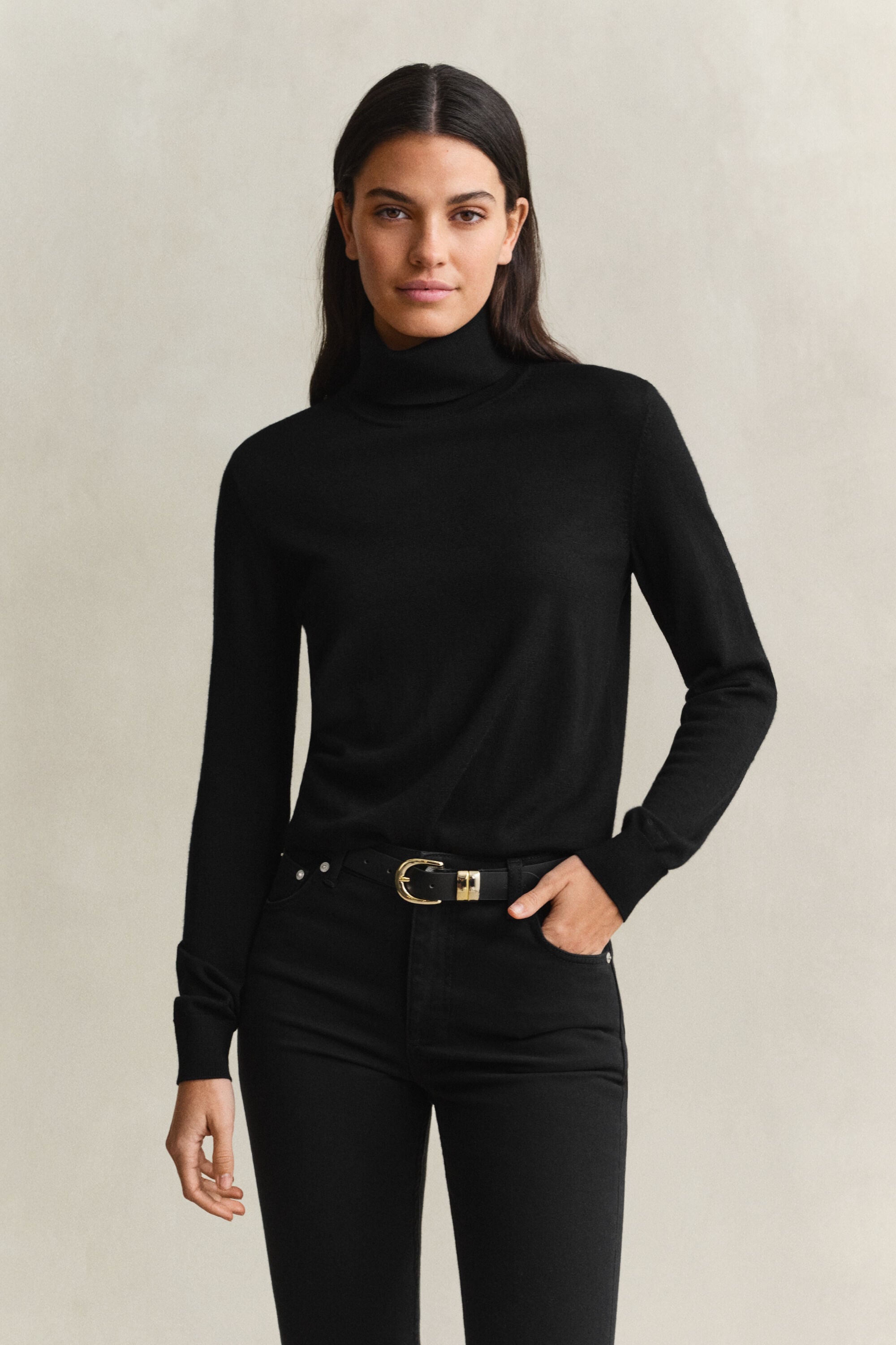 Maglia a collo alto in finissima lana merino