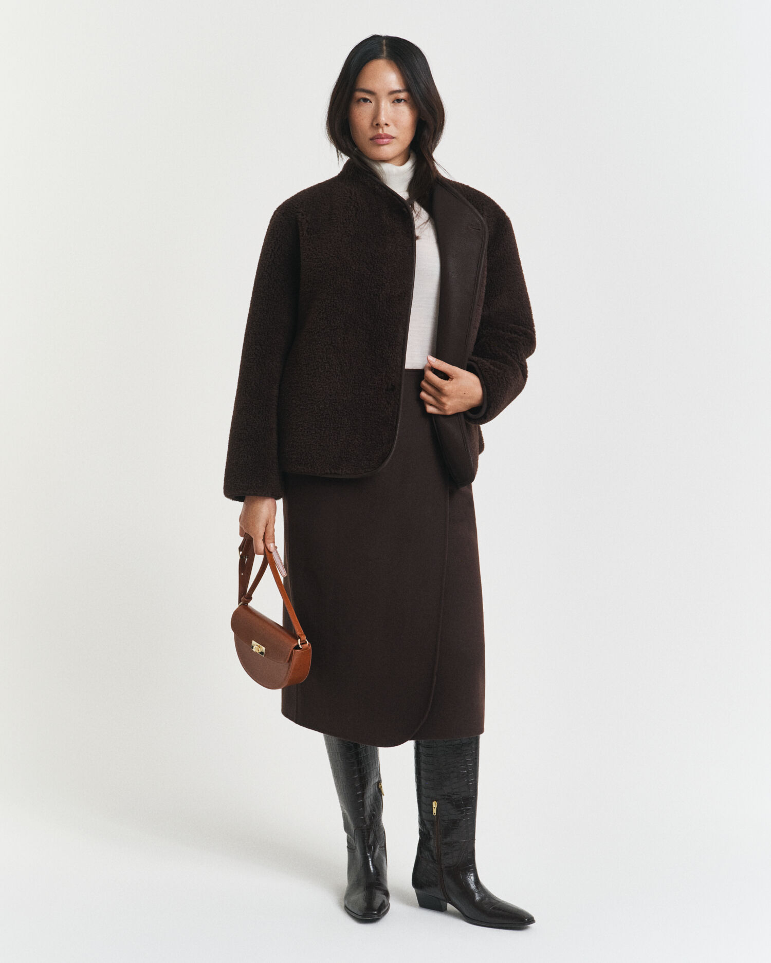 Gonna midi a portafoglio cucita a mano