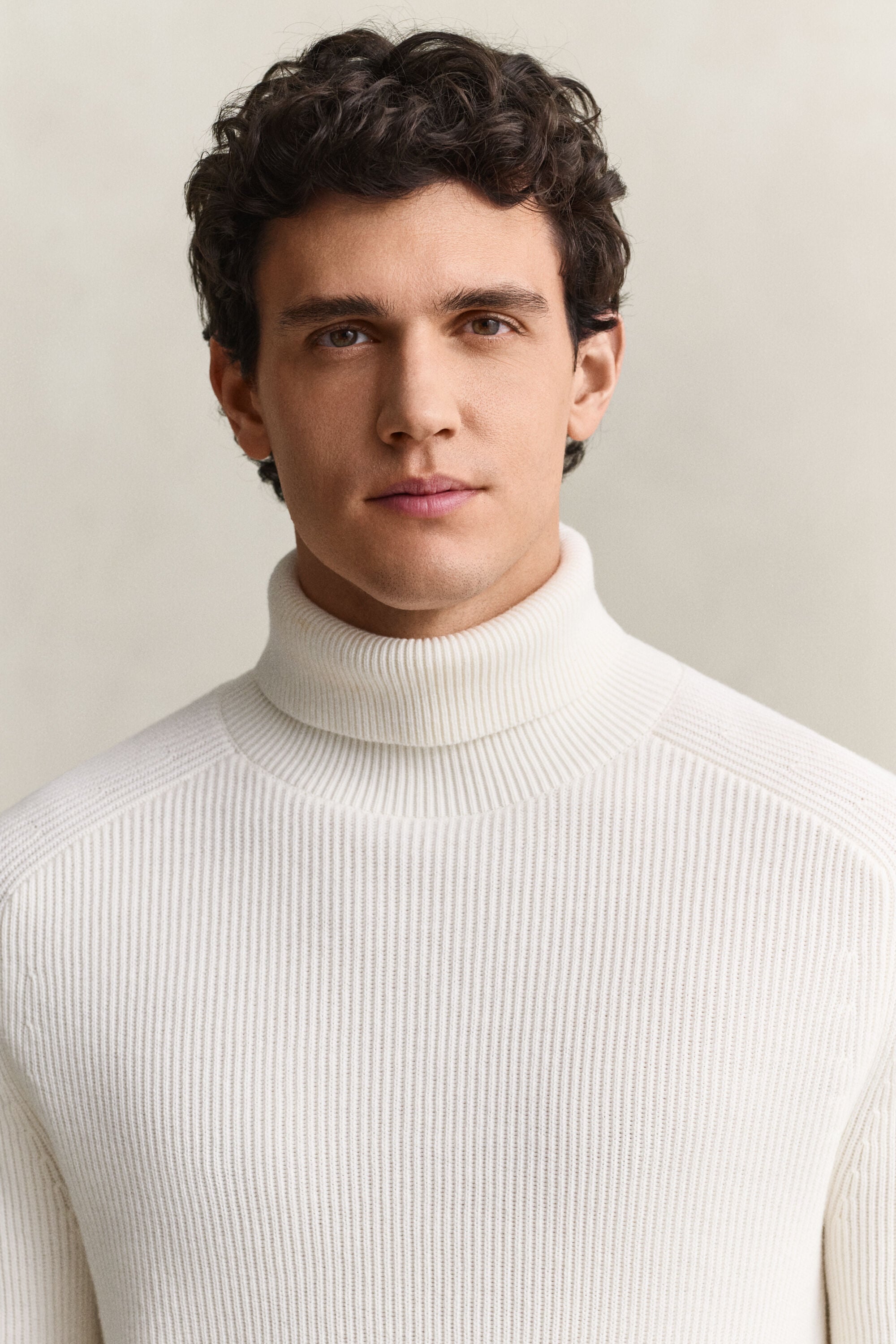 Maglia a collo alto in cotone e lana merino