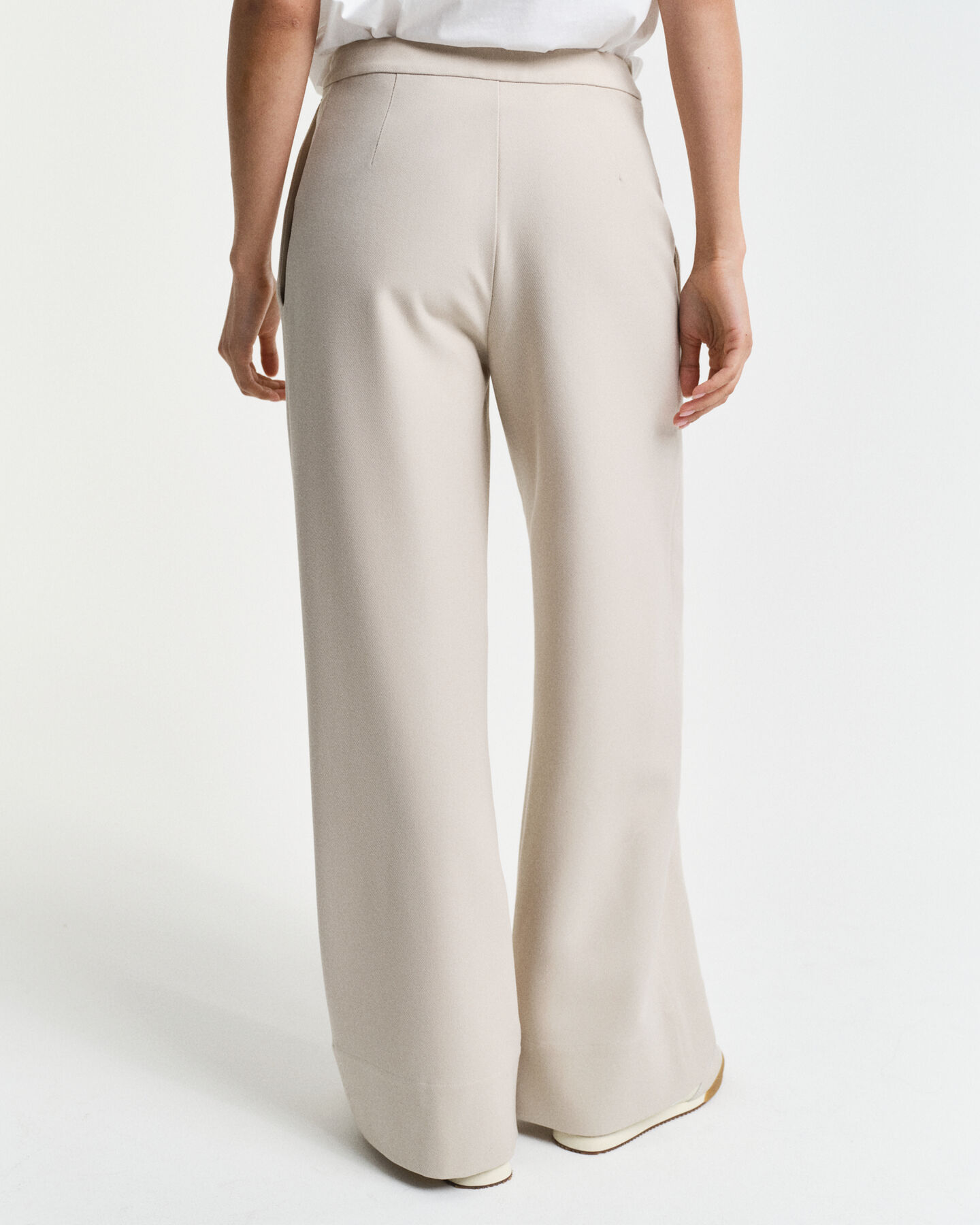 Pantaloni a vita alta con bottoni