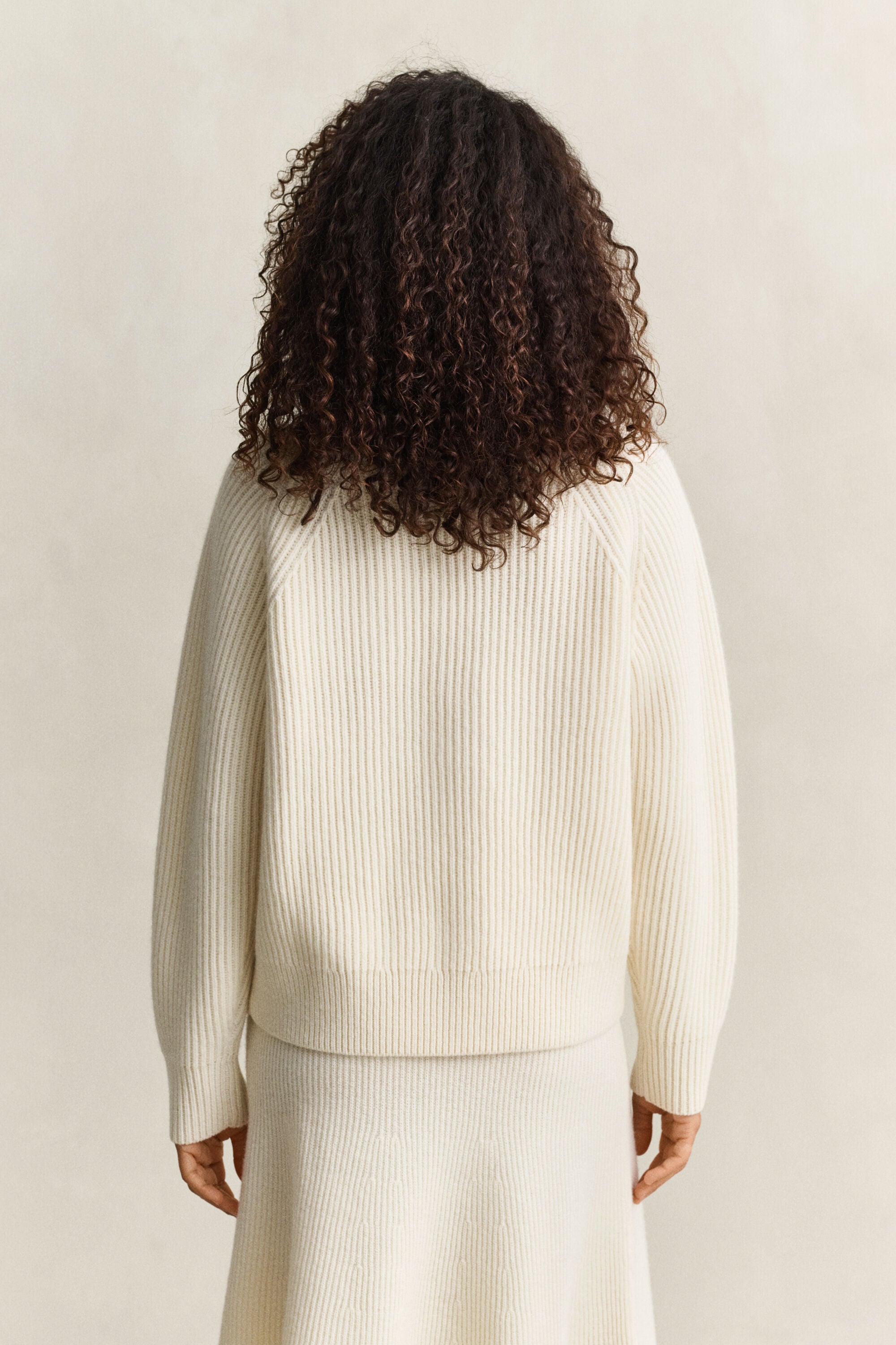 Maglia in lana d'agnello con bottoni