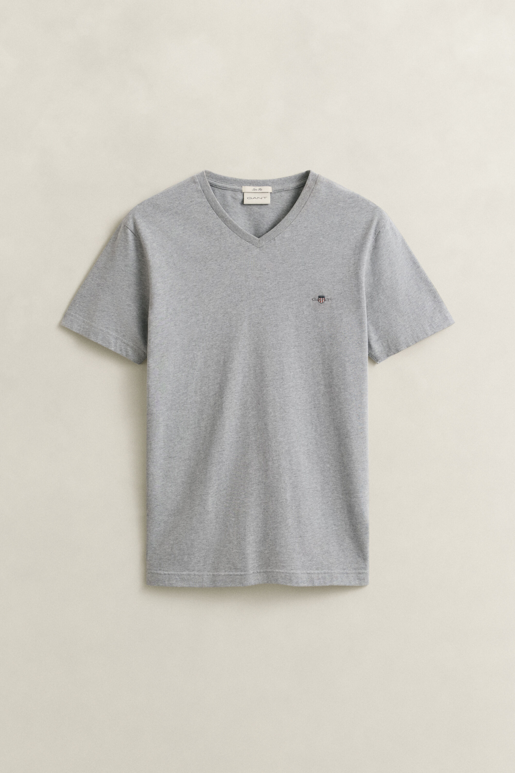 T-shirt Shield con scollo a V