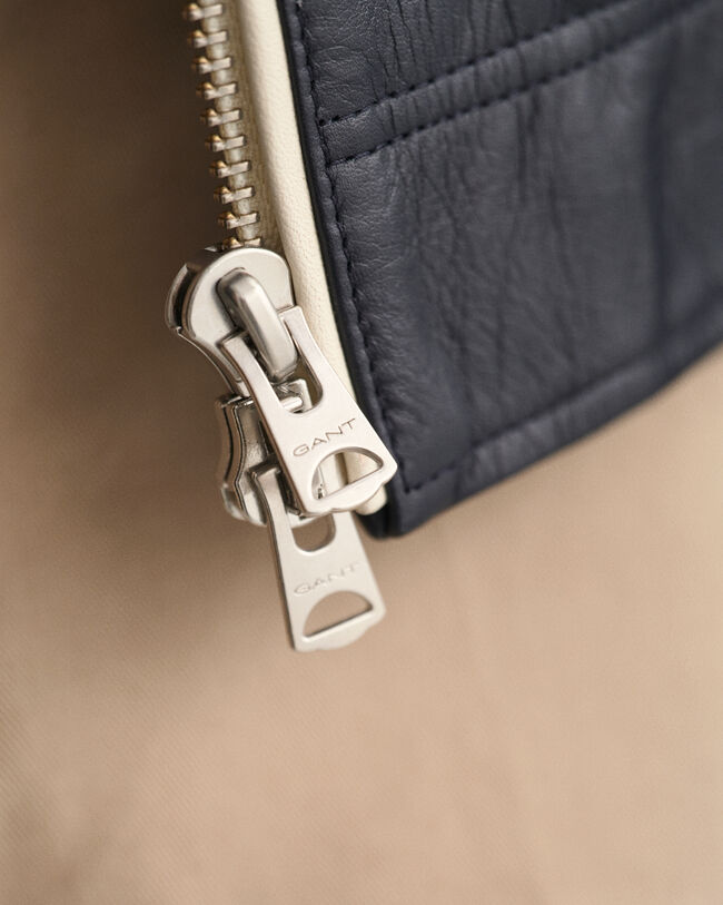 Giacca in pelle corta