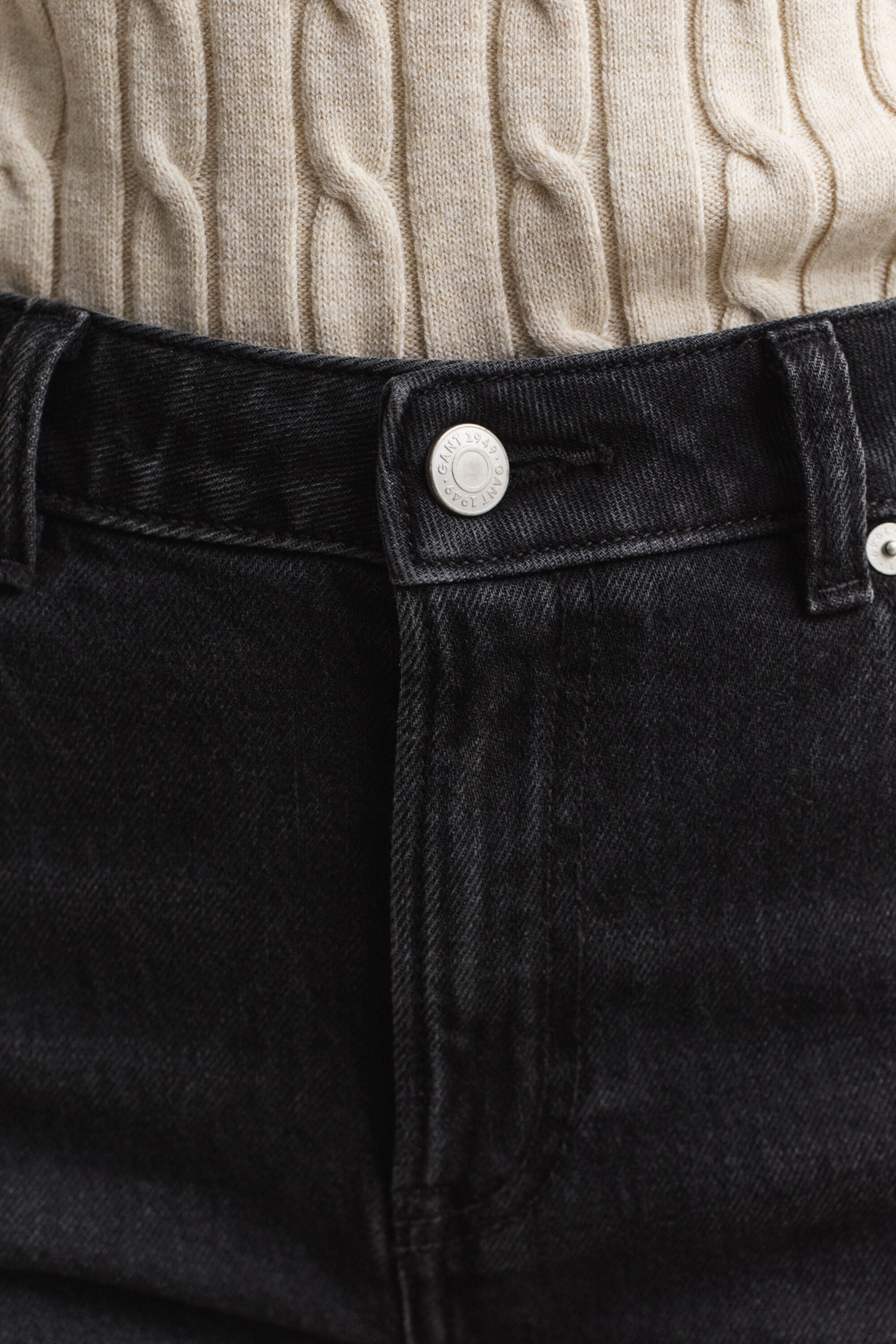 Jeans elasticizzati con gamba dritta
