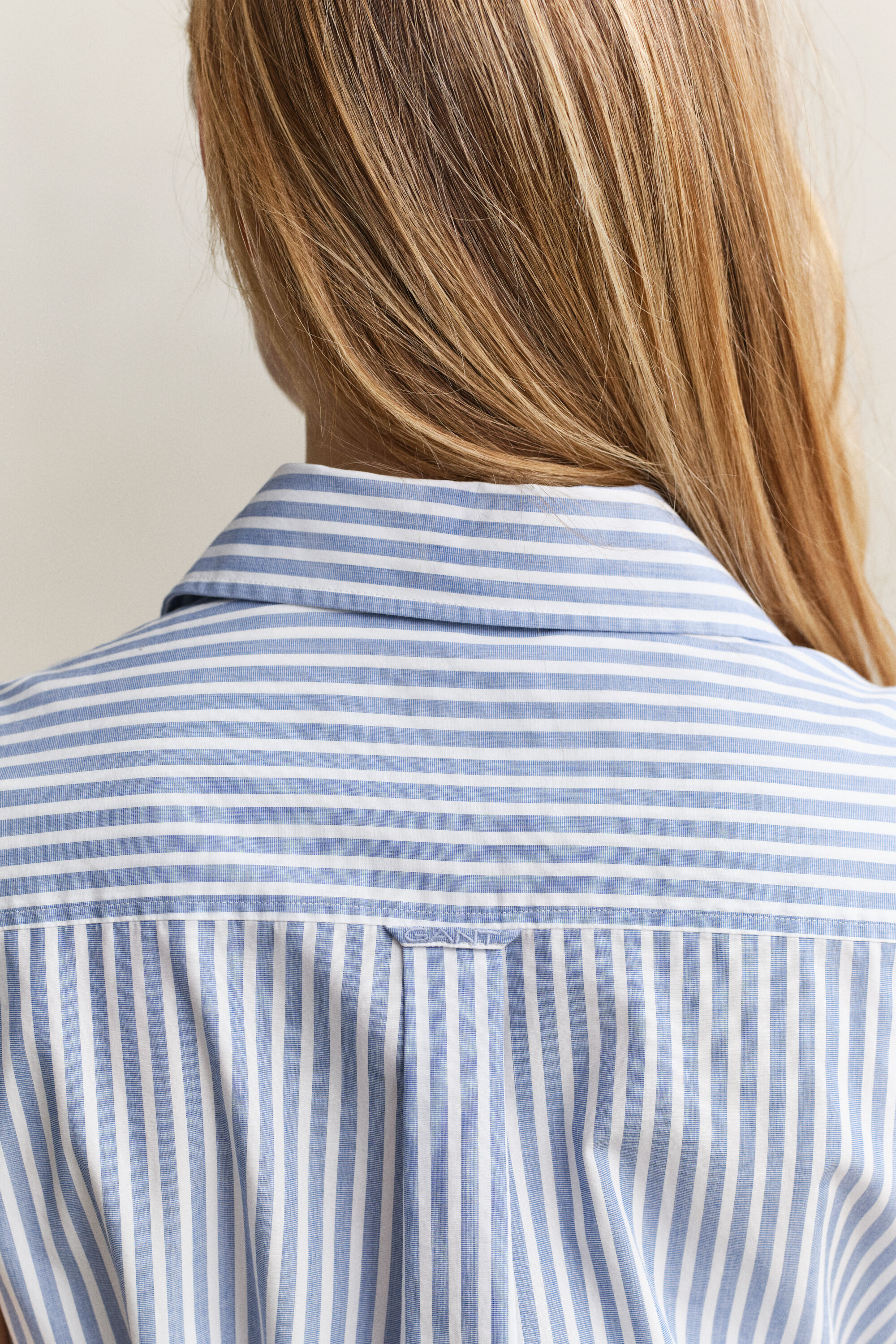 Abito smanicato in cotone a righe