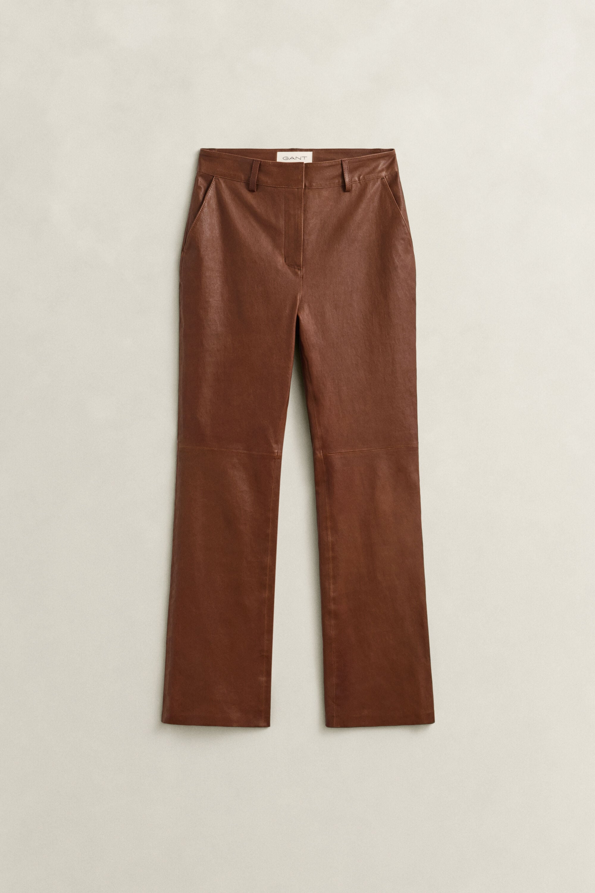 Pantaloni in pelle svasati