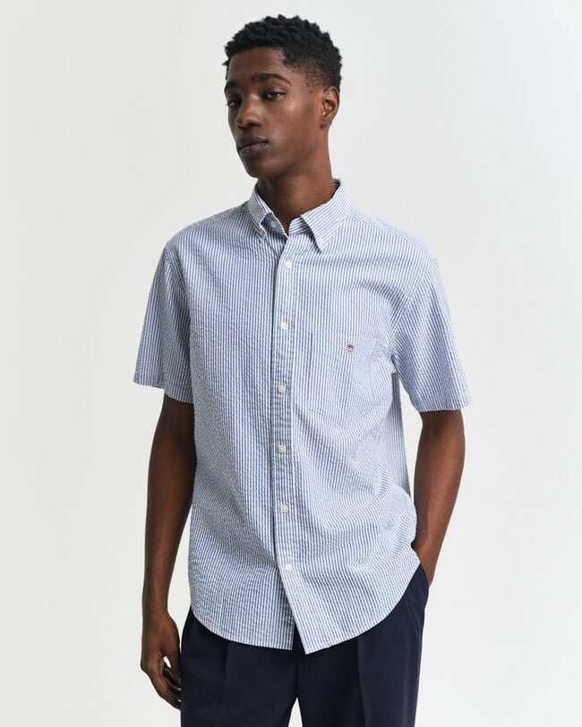 Camicia in seersucker a righe a maniche corte regular fit