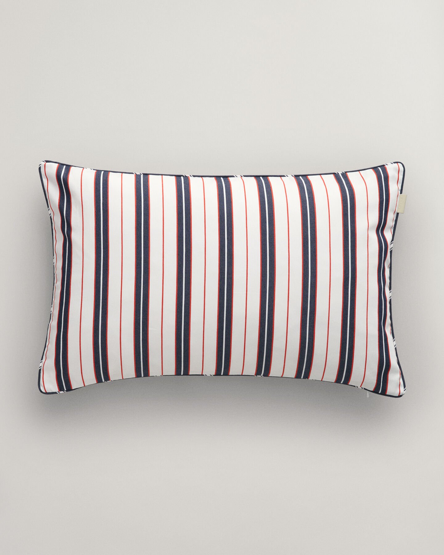 Copricuscino a righe miste
