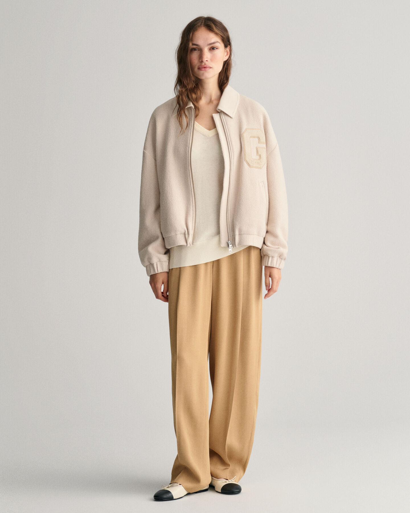 Maglia con scollo a V lavorata a maglia fine