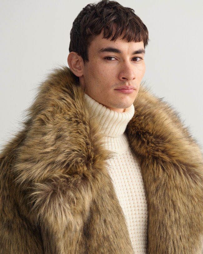 Cappotto in pelliccia sintetica