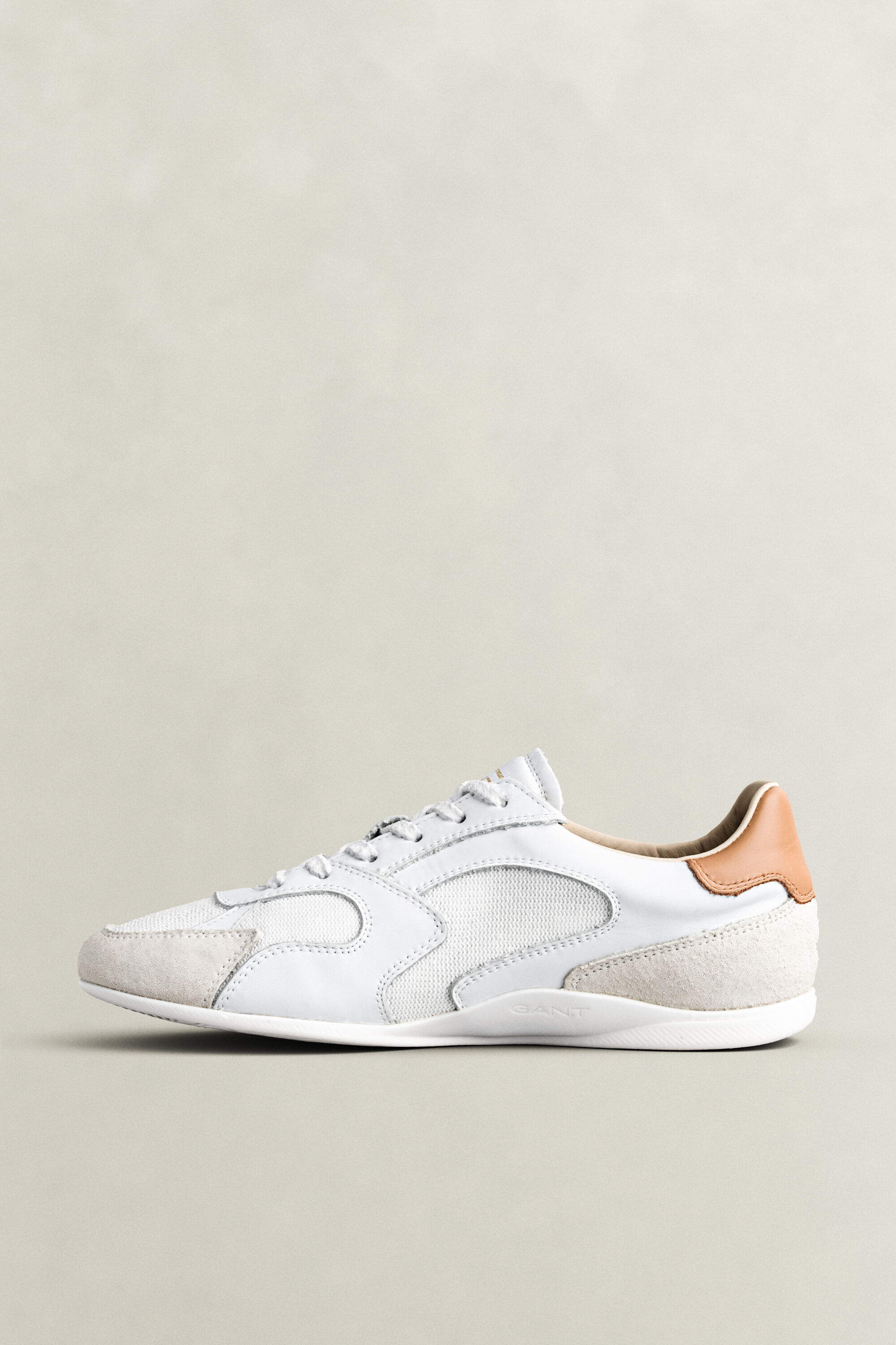 Sneakers Sherly in pelle e camoscio