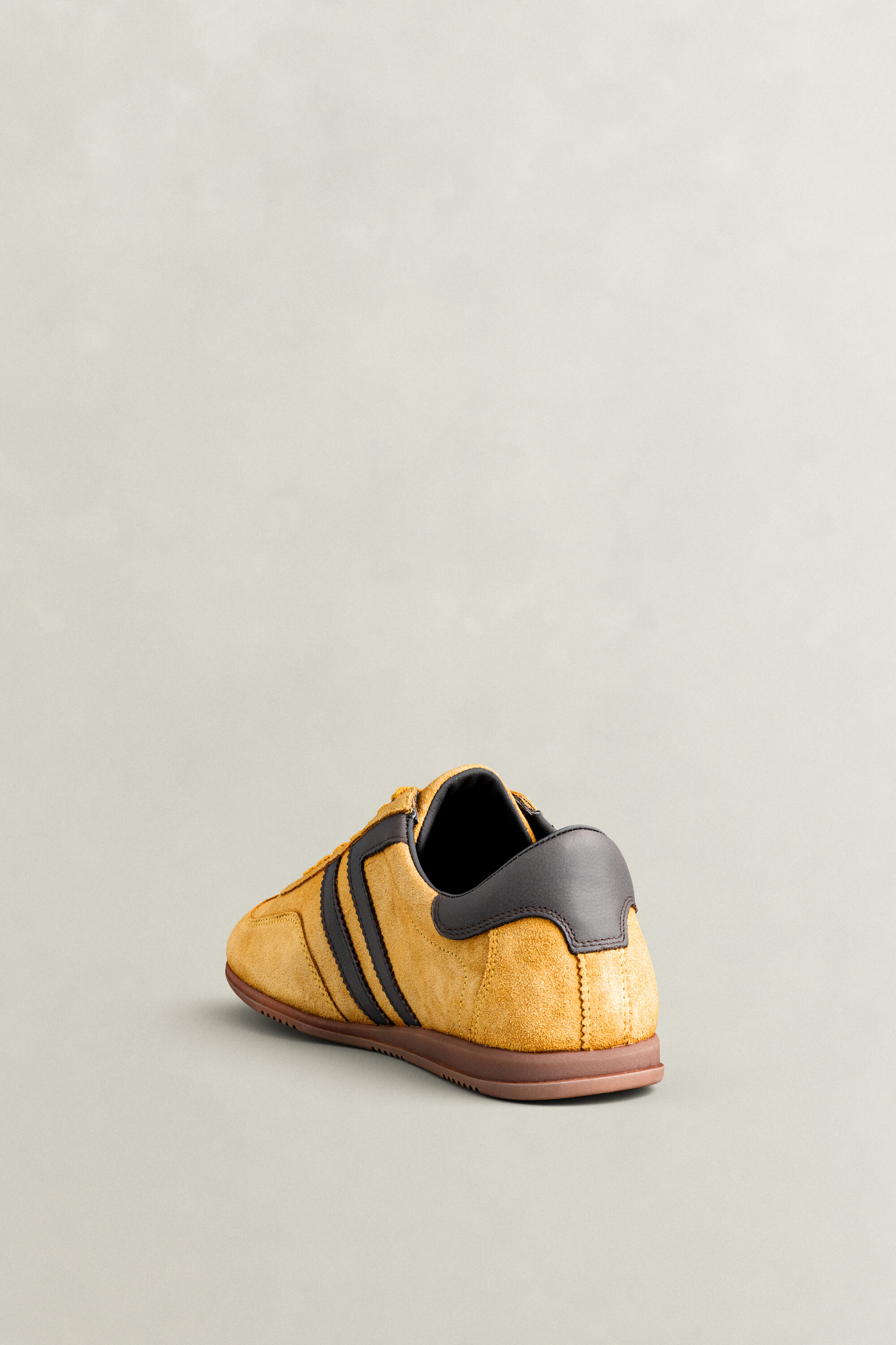 Sneakers Spearclub in camoscio