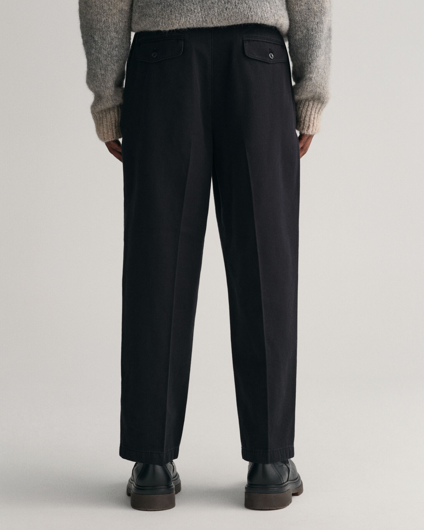 Pantaloni chino in twill con pinces