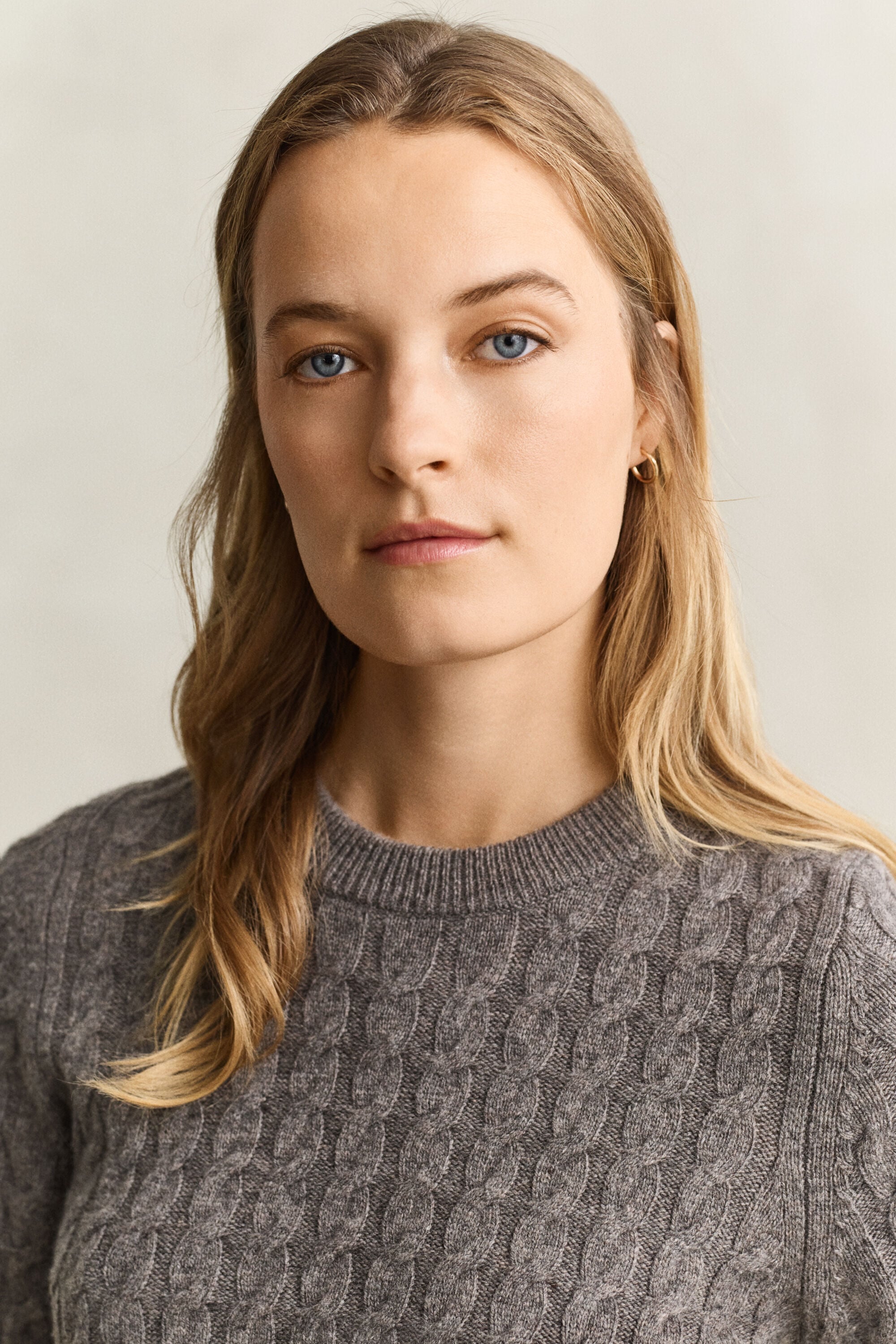 Maglia a trecce con maniche corte in lana e cashmere